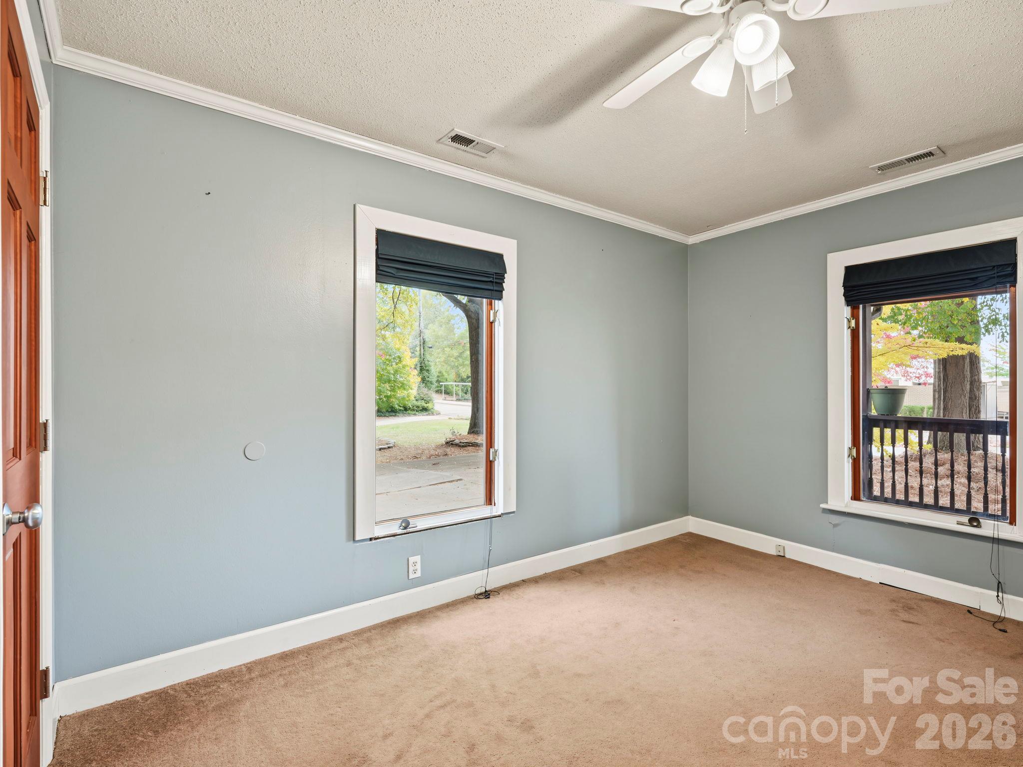 Single Family Residence at 548 Sunnyside Drive SE, Concord, photo 25 of 36