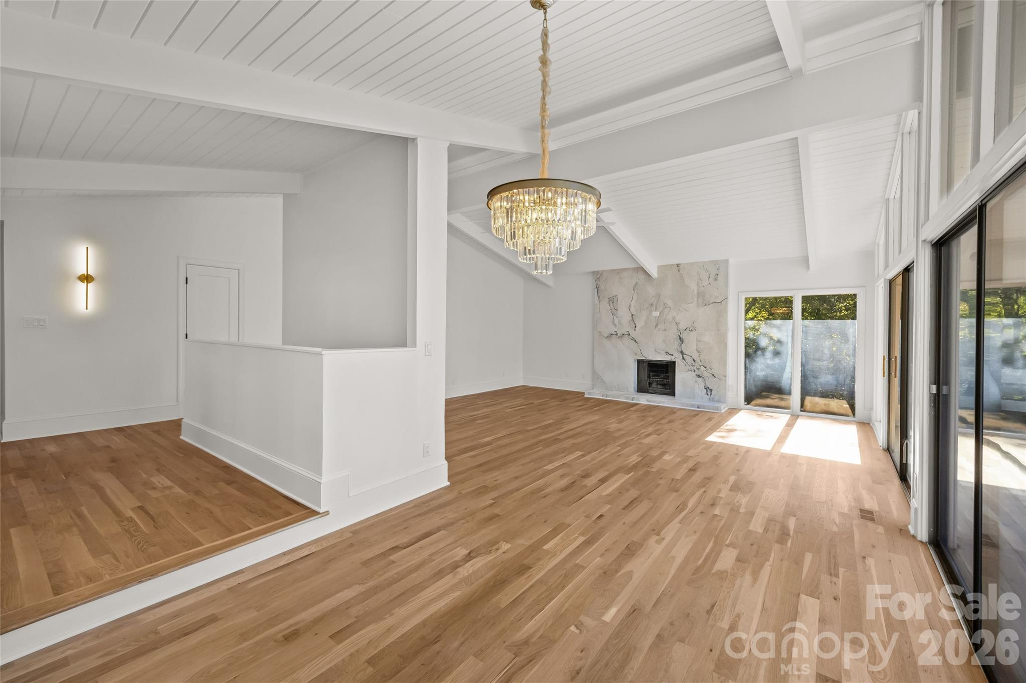 Single Family Residence at 7111 Hopeton Road, Charlotte, photo 4 of 38
