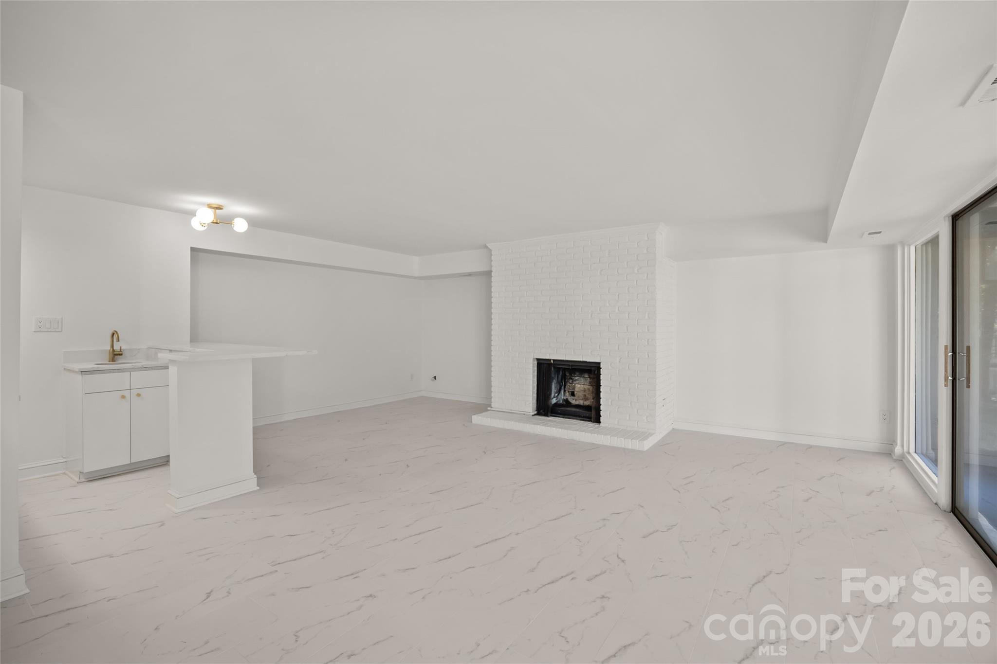 Single Family Residence at 7111 Hopeton Road, Charlotte, photo 32 of 38