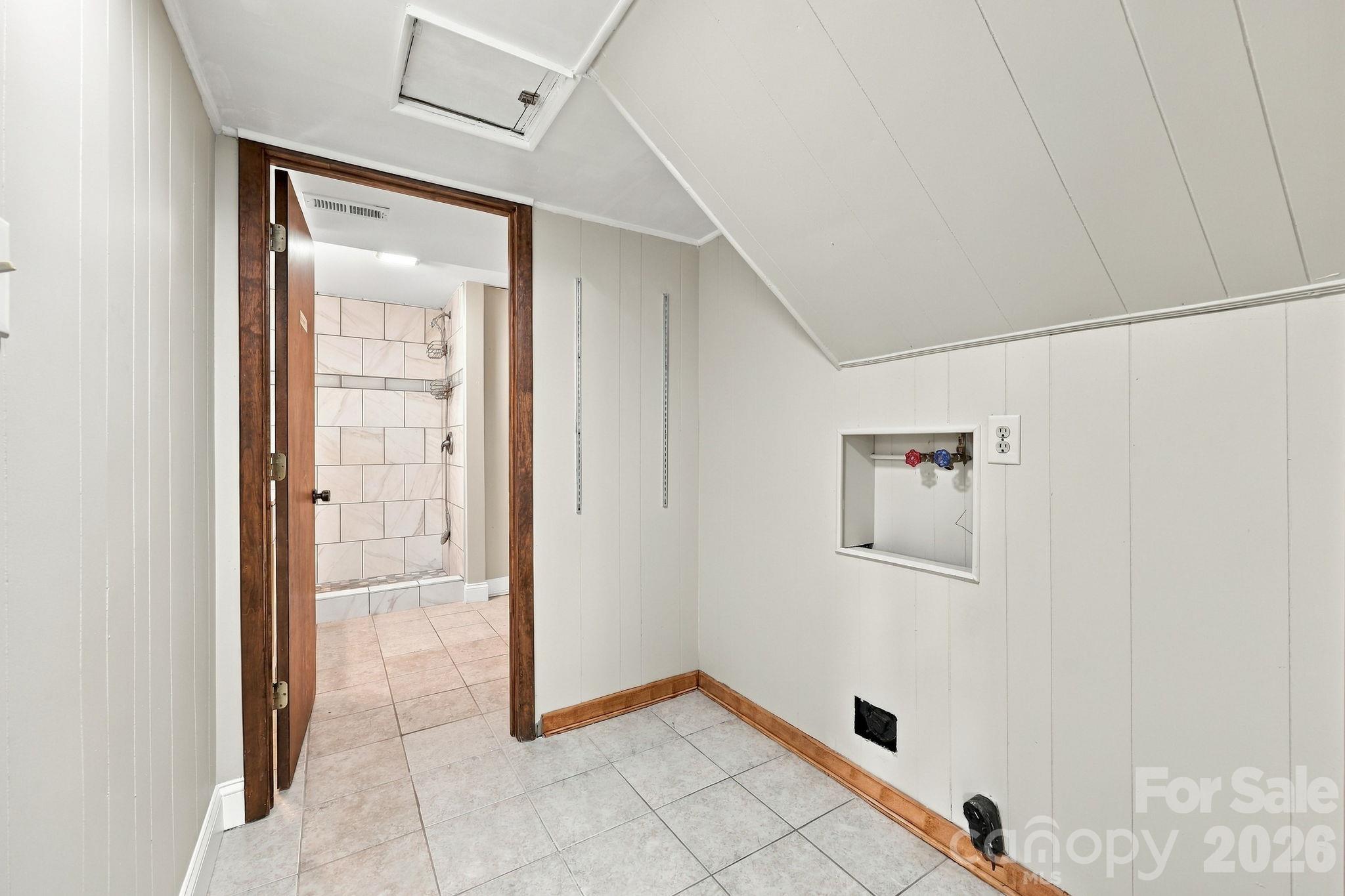 Laundry Area - 208 Ball Gap Road, Arden