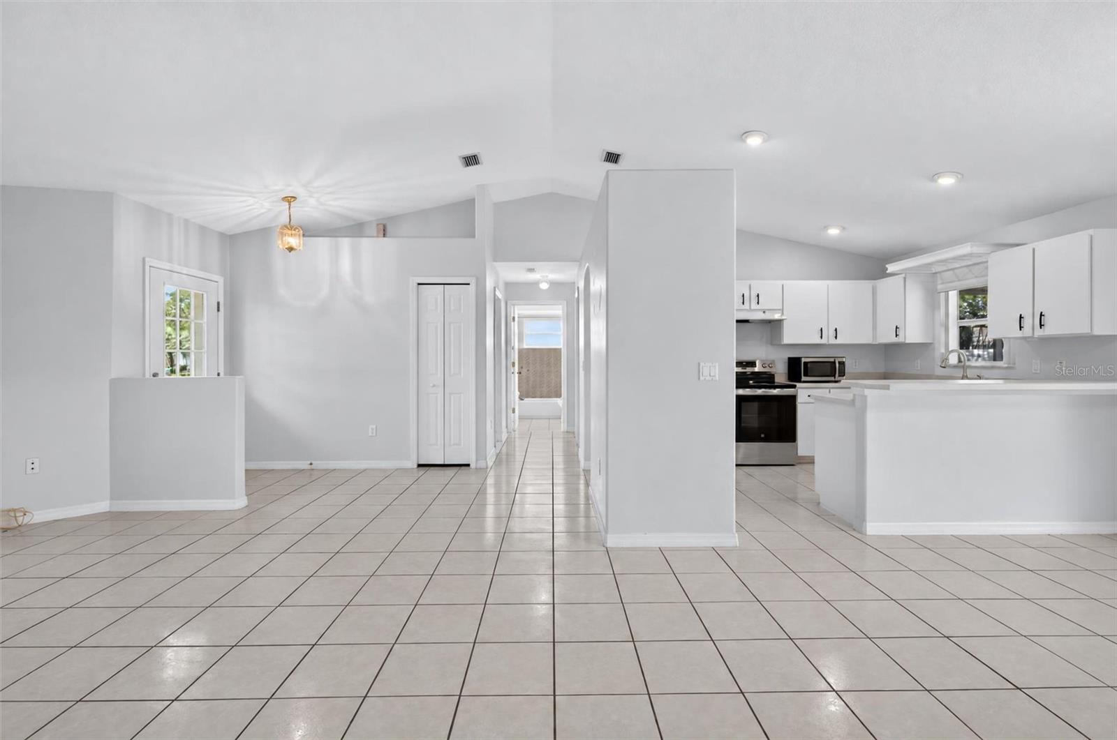 Single Family Residence at 25 POTTERS LN, PALM COAST, photo 11 of 63