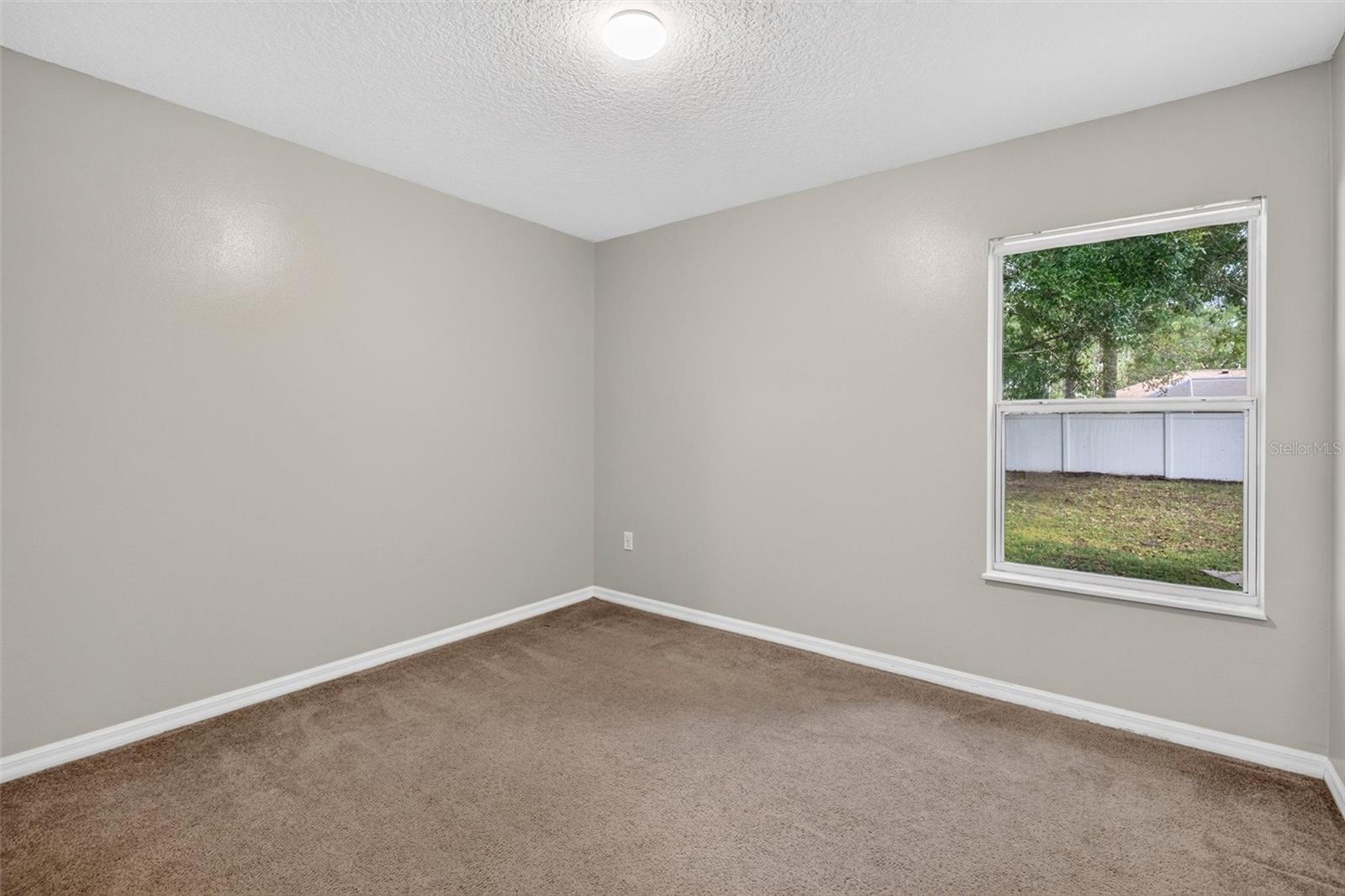 Single Family Residence at 25 POTTERS LN, PALM COAST, photo 33 of 63