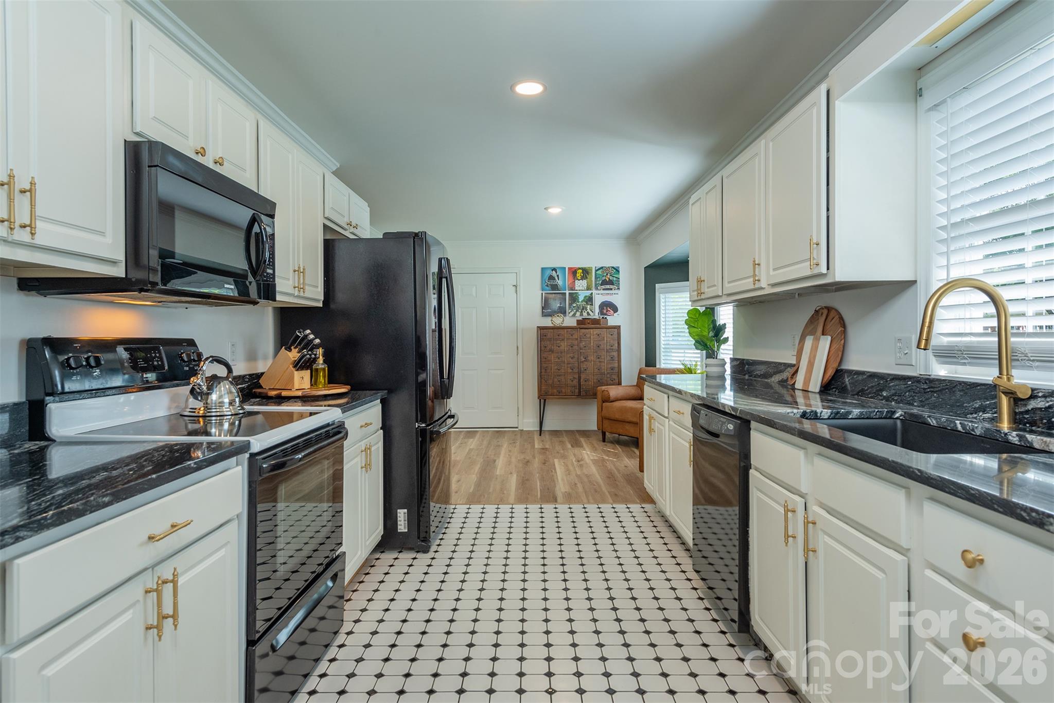 Single Family Residence at 163 Justice Ridge Road, Candler, photo 5 of 46