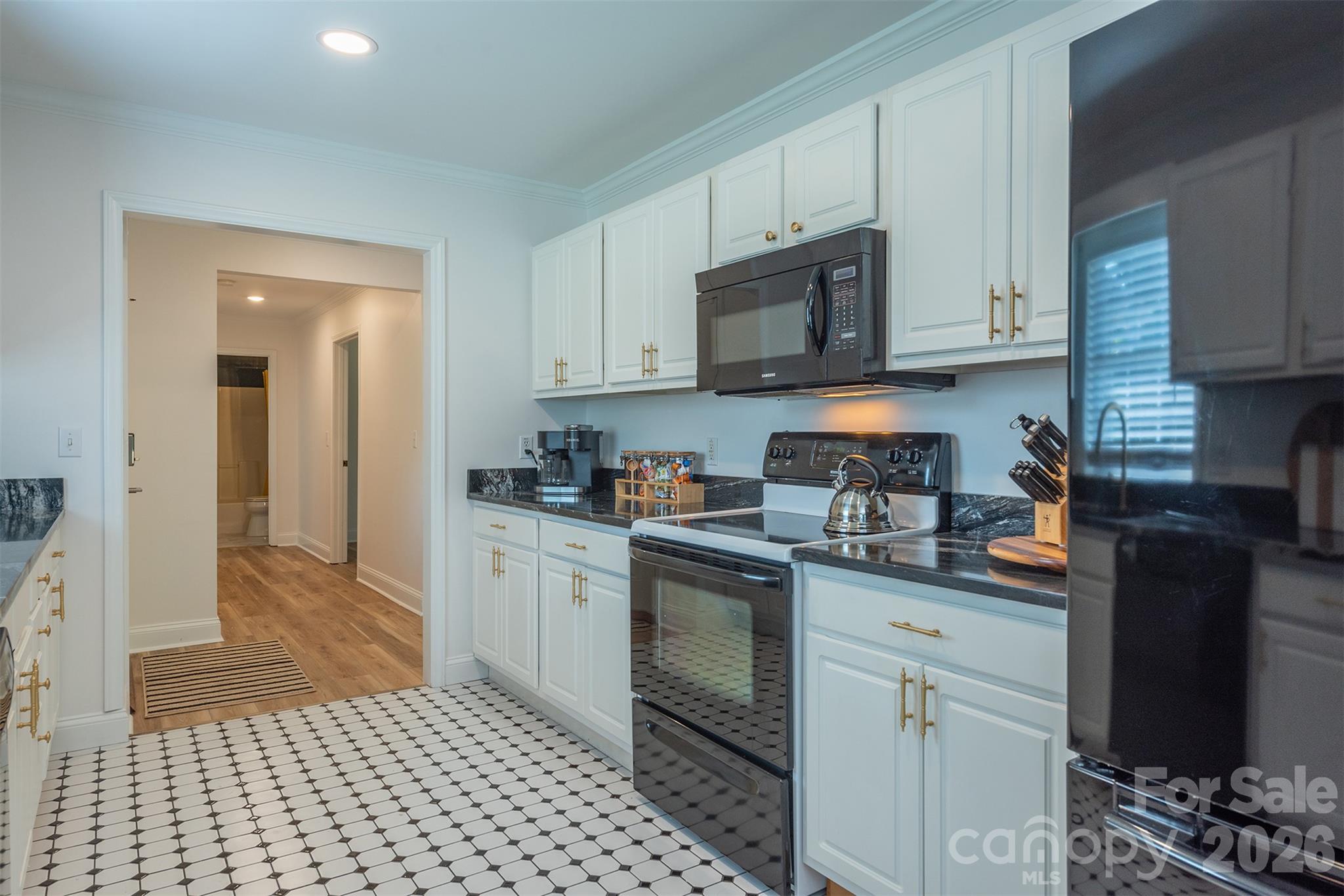 Single Family Residence at 163 Justice Ridge Road, Candler, photo 6 of 46