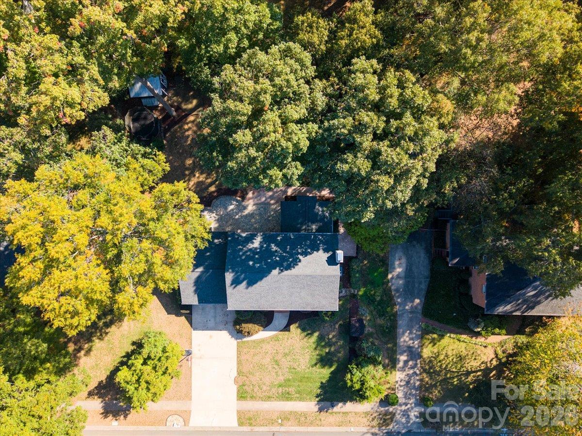 Single Family Residence at 1312 Redcoat Drive, Charlotte, photo 31 of 45