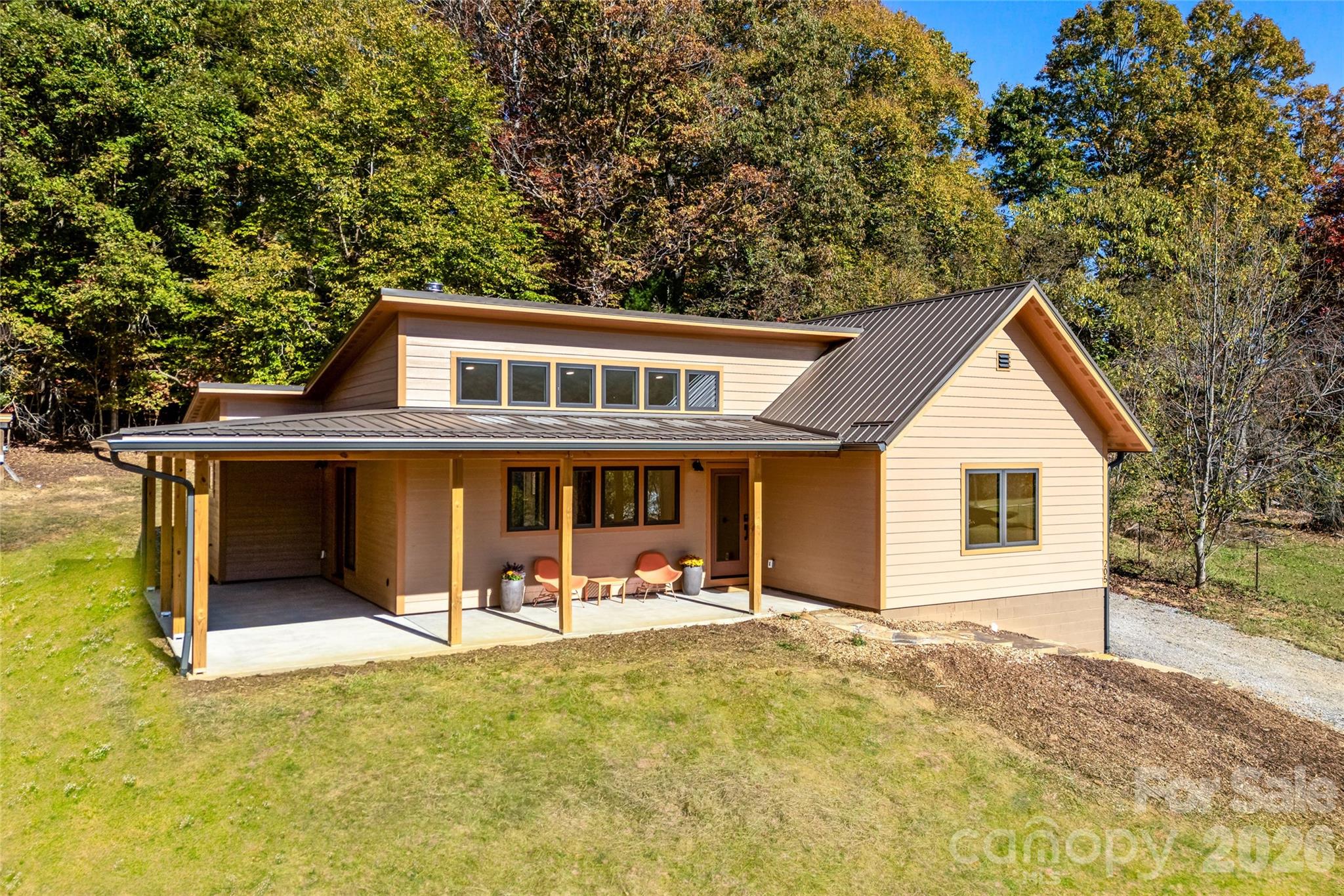 Brand-new custom net-zero home by Nicholson and Sun Construction. - 205 Blue Moon Lane, Candler