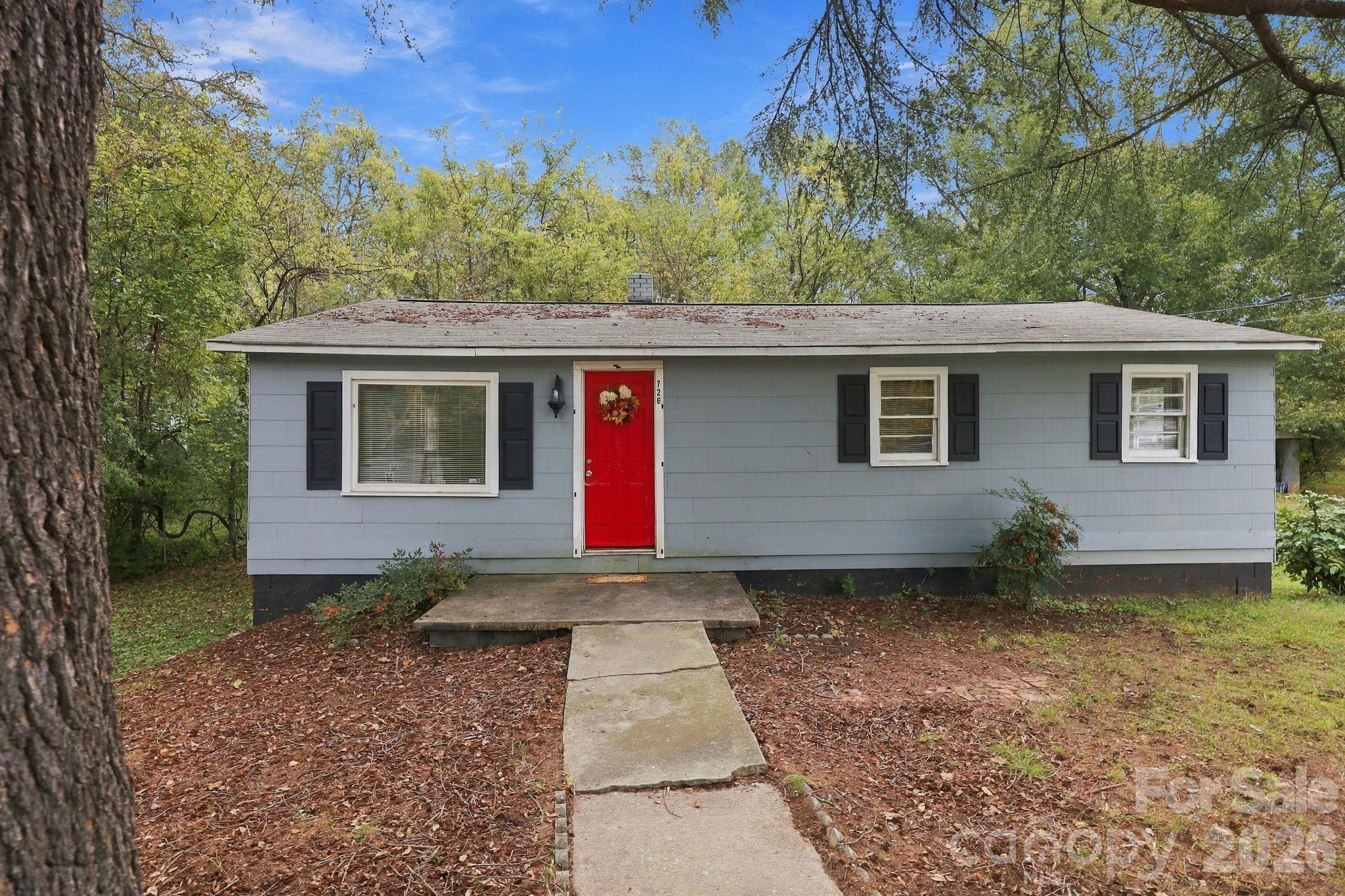 Single Family Residence at 726 Grace Street, Salisbury, photo 2 of 59