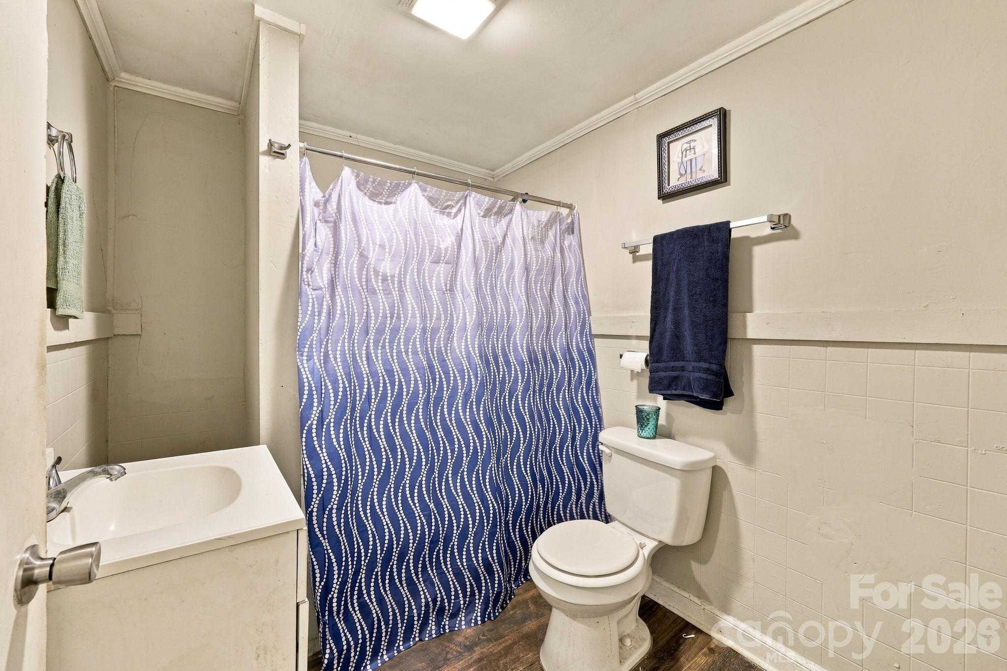 Single Family Residence at 726 Grace Street, Salisbury, photo 32 of 59