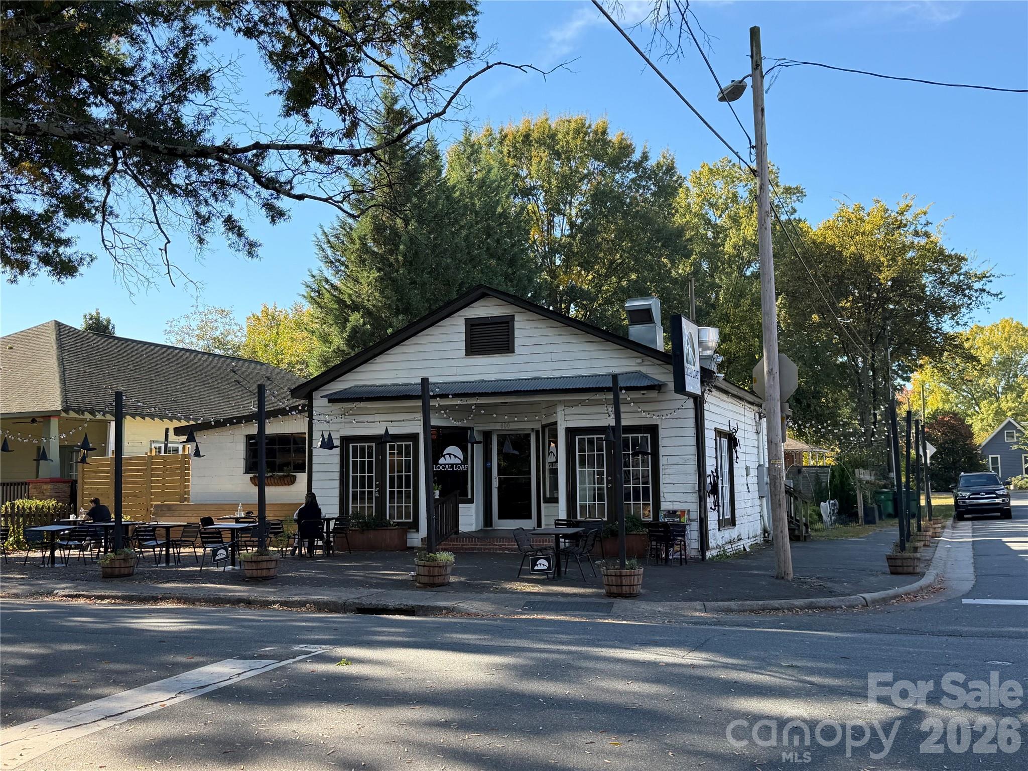 Just a short walk to Local Loaf, a beloved neighborhood favorite! - 700 E 37th Street, Charlotte