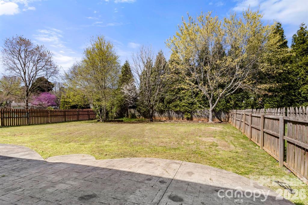Single Family Residence at 10413 Friarsgate Road, Huntersville, photo 34 of 34