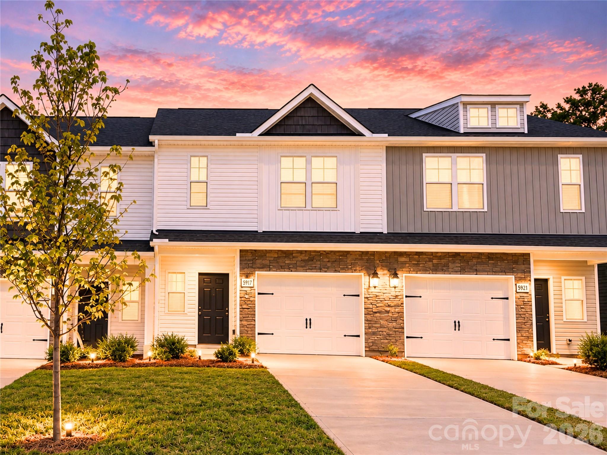Representation Photos - 1345 Santee Street, Charlotte