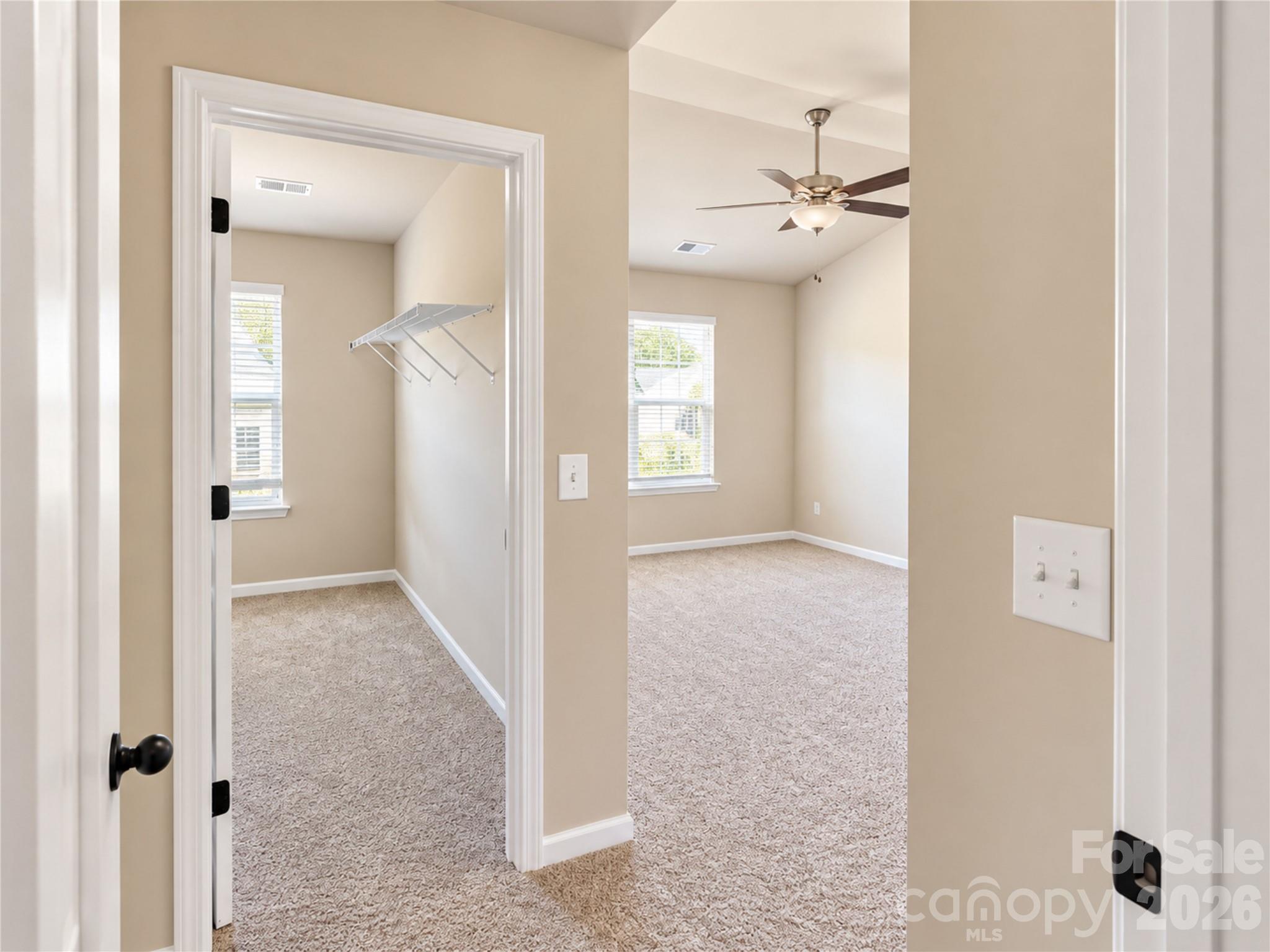 Representation Photos - 1345 Santee Street, Charlotte