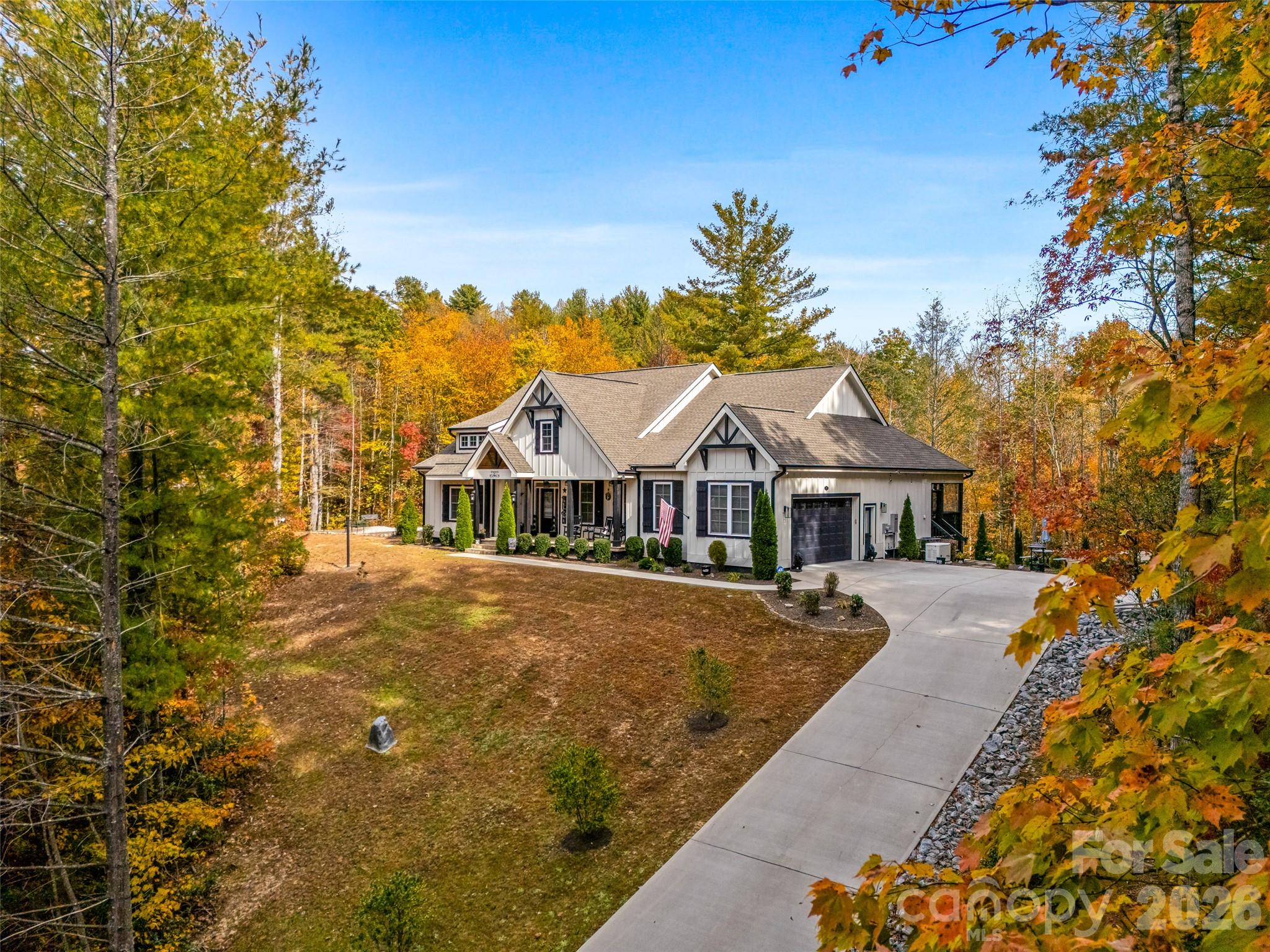 Single Family Residence at 144 Morning Air Lane, Hendersonville, photo 3 of 48