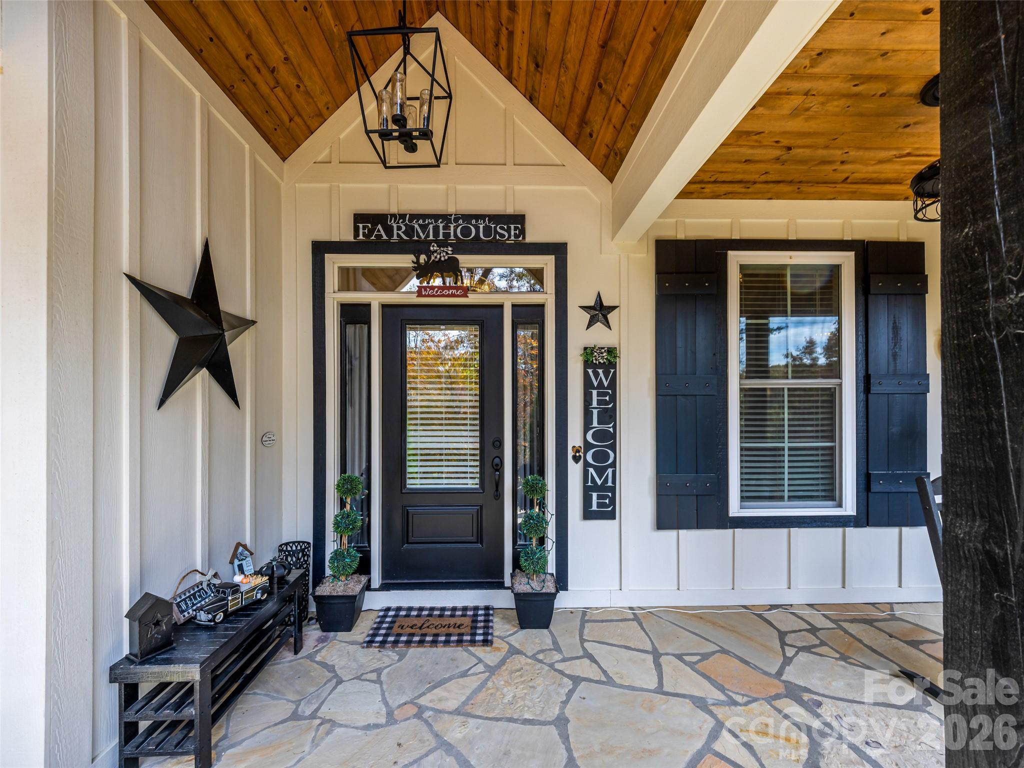 Single Family Residence at 144 Morning Air Lane, Hendersonville, photo 5 of 48
