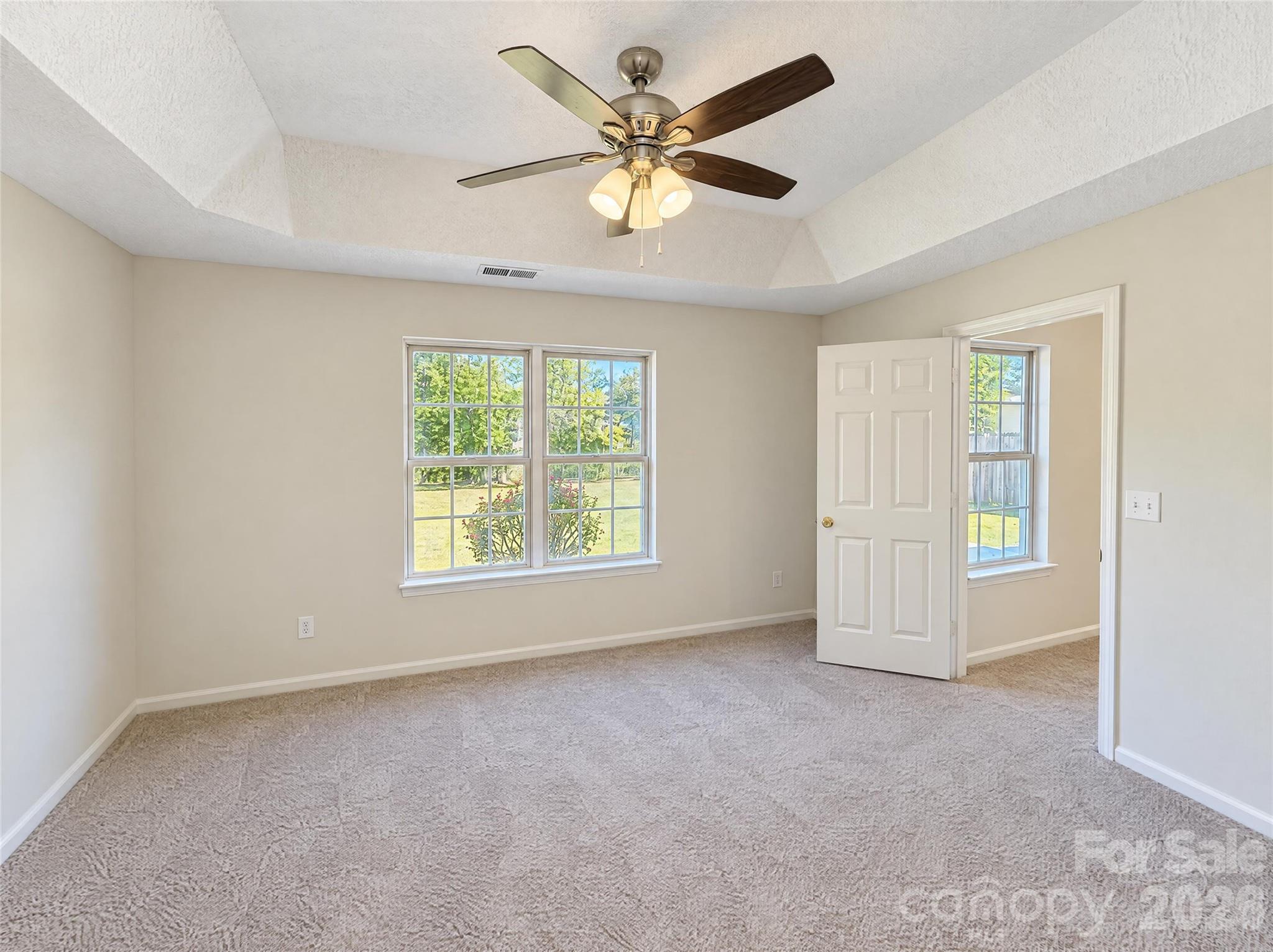 Single Family Residence at 7018 Rumple Road, Charlotte, photo 7 of 15