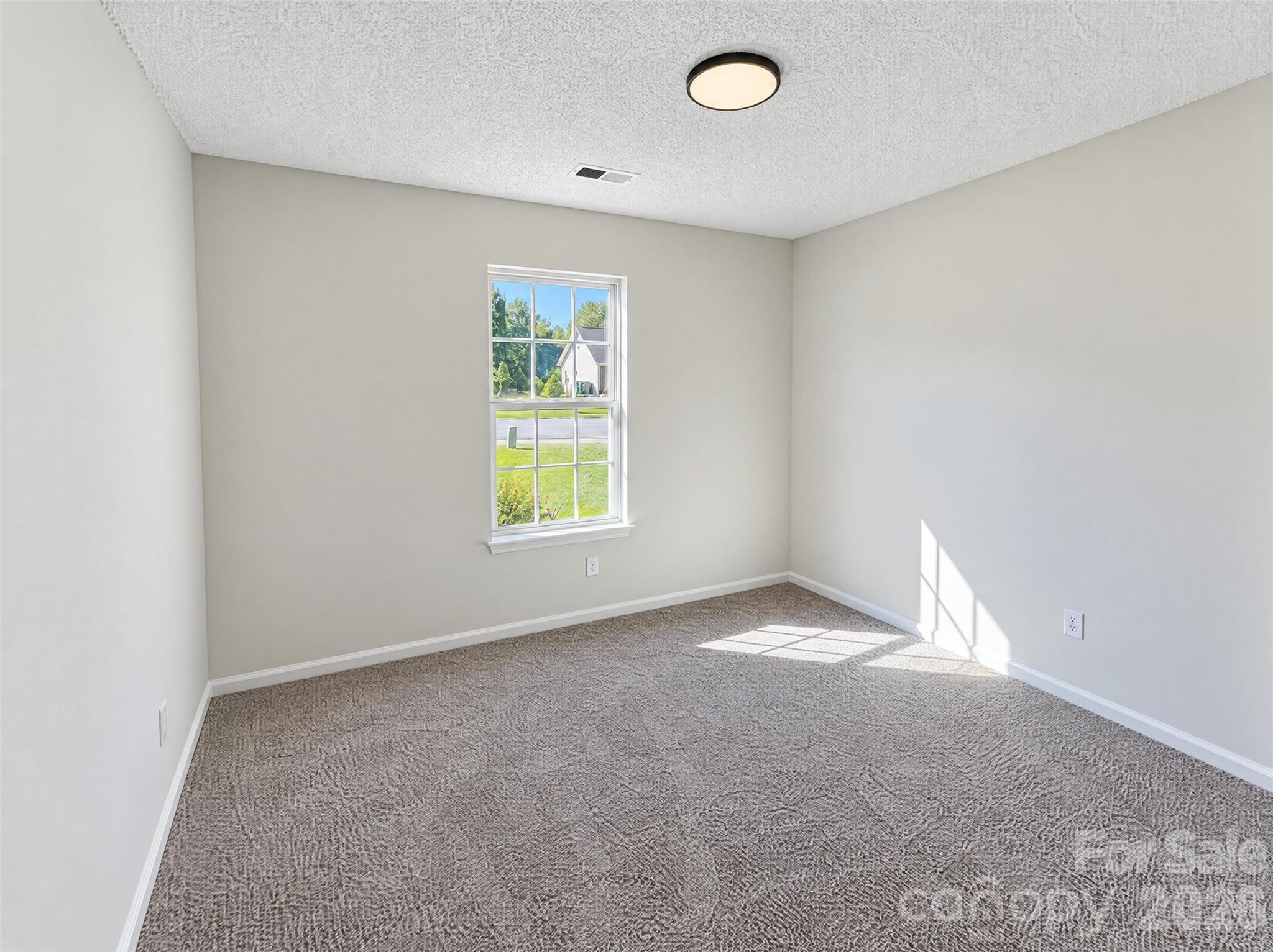 Single Family Residence at 7018 Rumple Road, Charlotte, photo 11 of 15