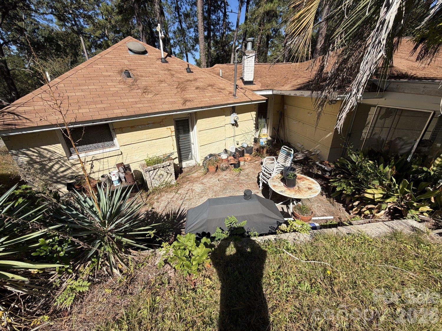 Single Family Residence at 1932 York Drive, Columbia, photo 33 of 46