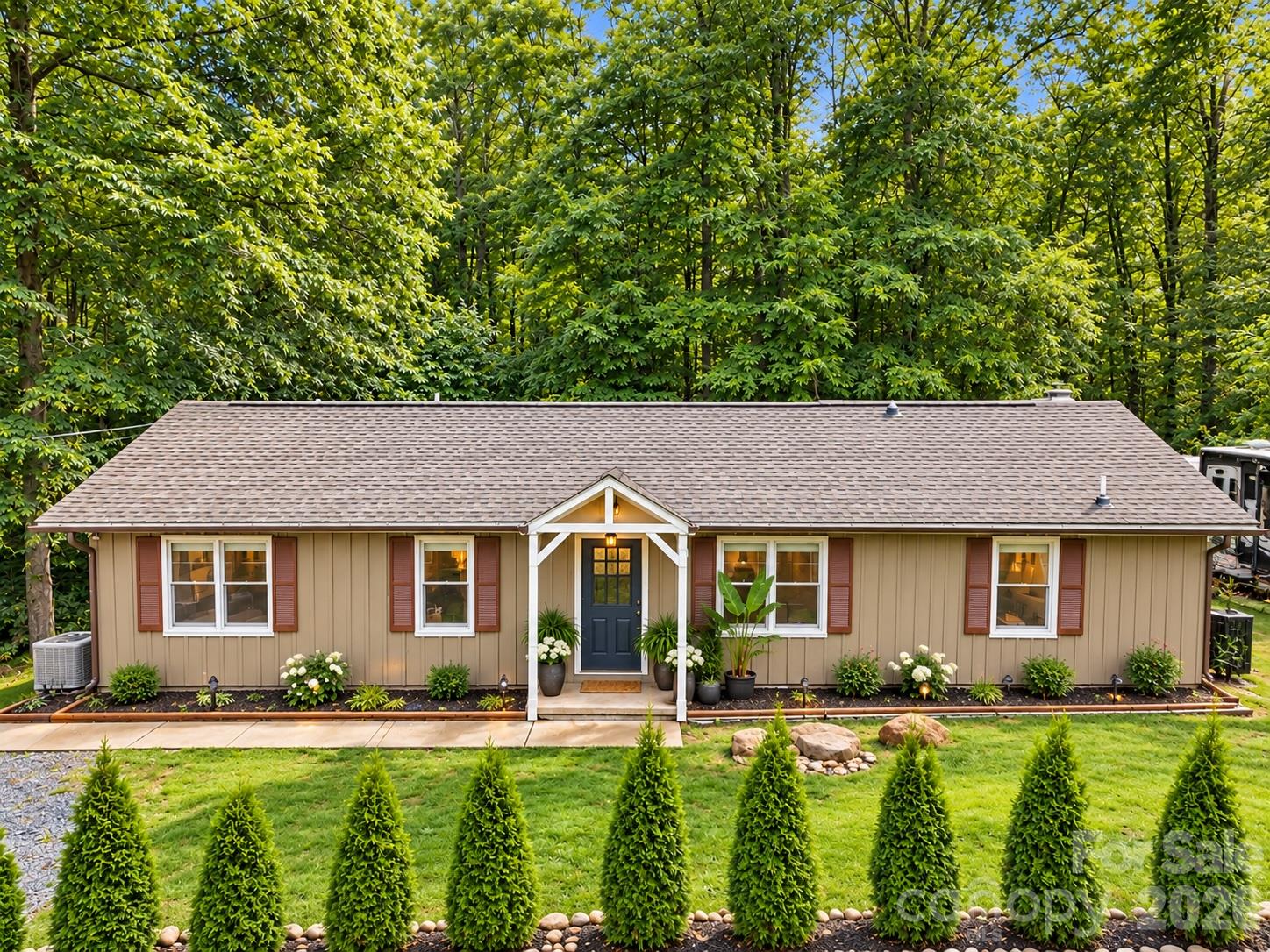 Single Family Residence at 313 Walker Road, Waynesville, photo 2 of 64