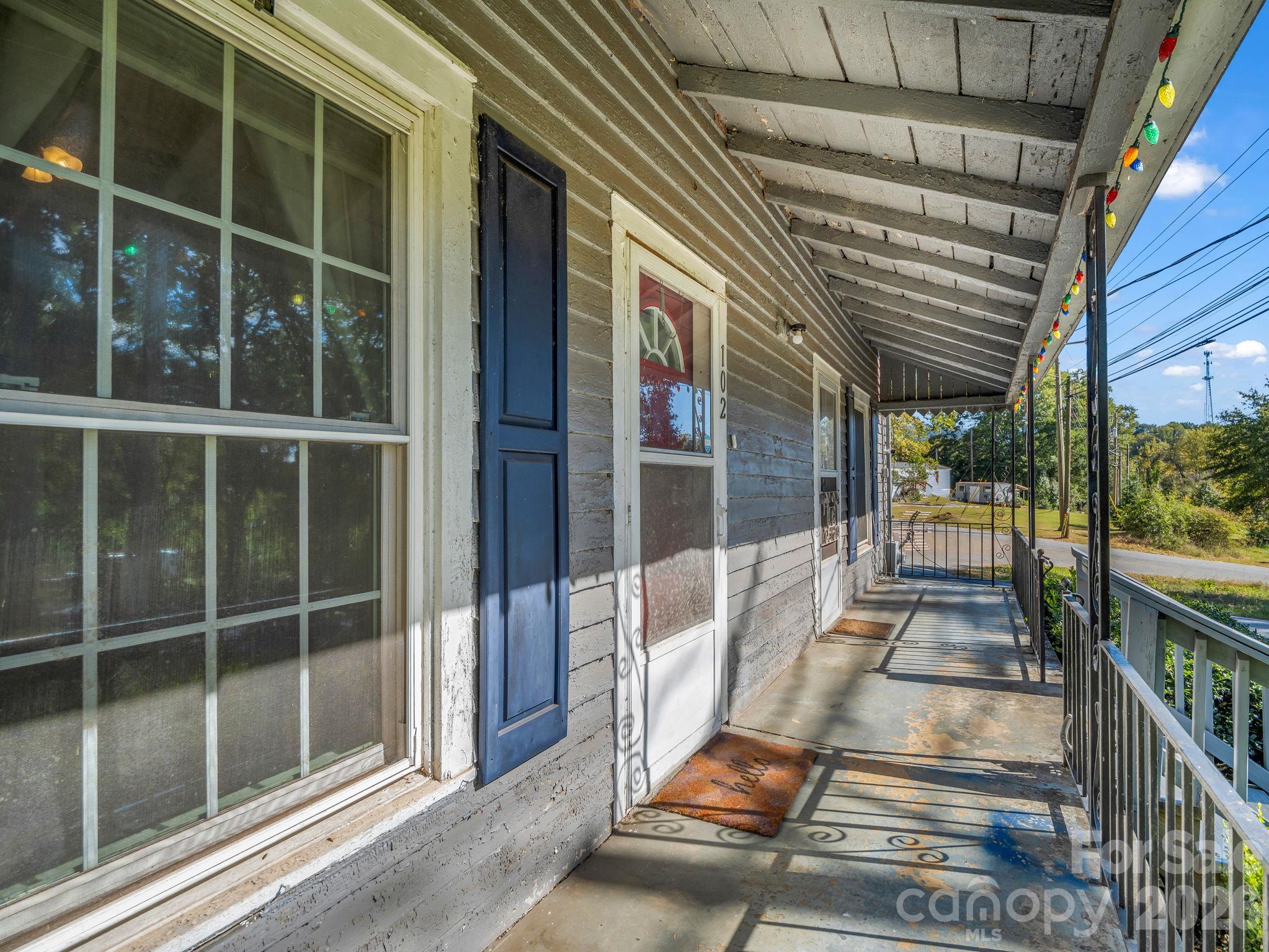 Covered front porch - 102 West Street, Ellenboro