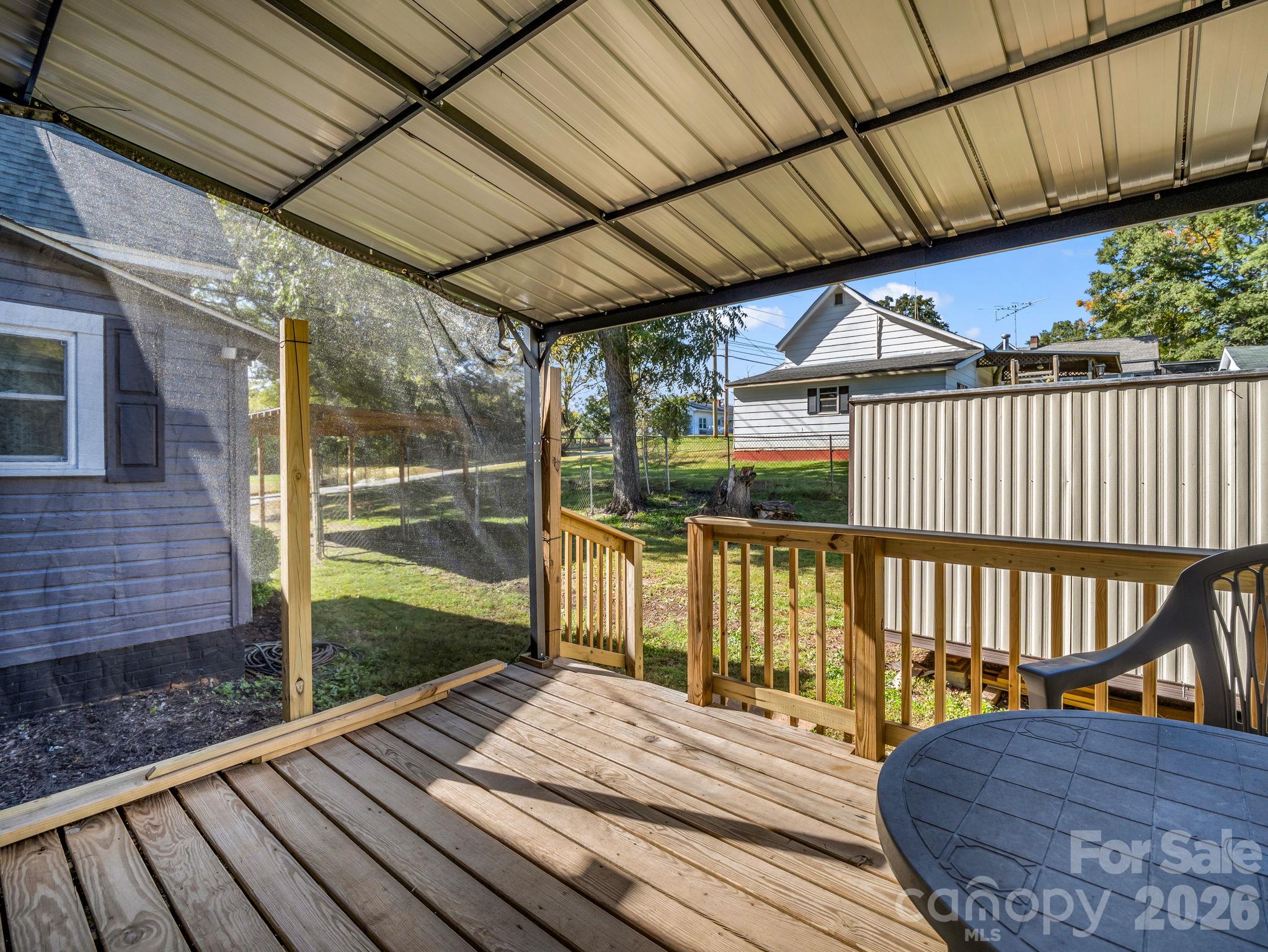 Covered side porch - 102 West Street, Ellenboro