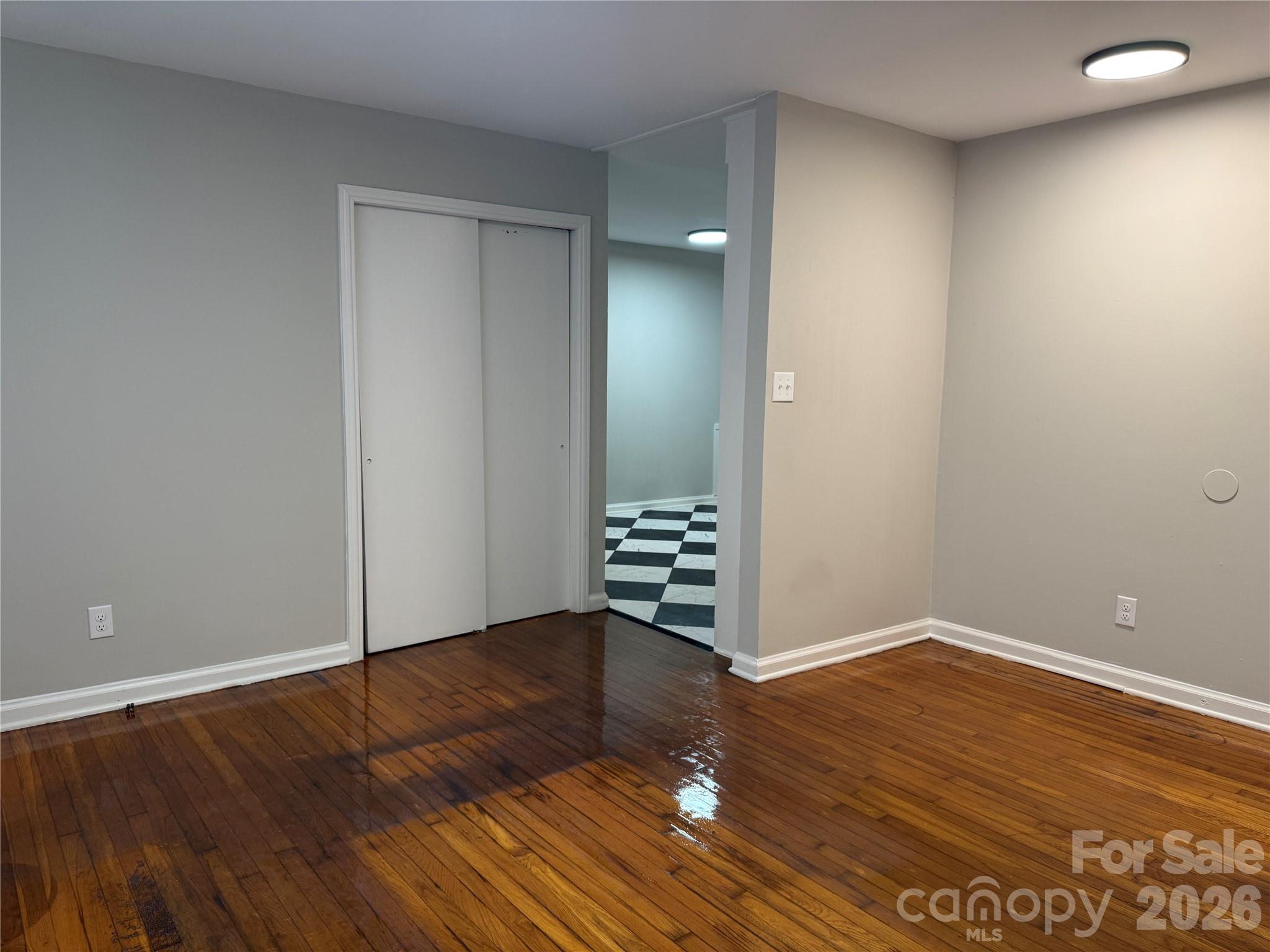 Single Family Residence at 1507 Poston Circle, Gastonia, photo 6 of 15