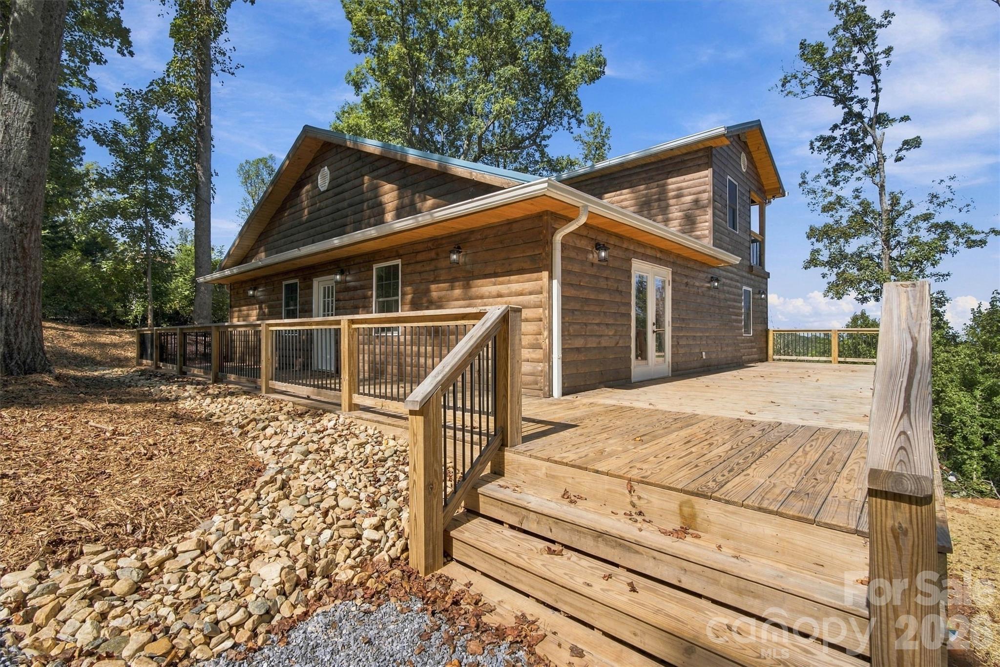 Single Family Residence at 3532 Dogwood Lane, Morganton