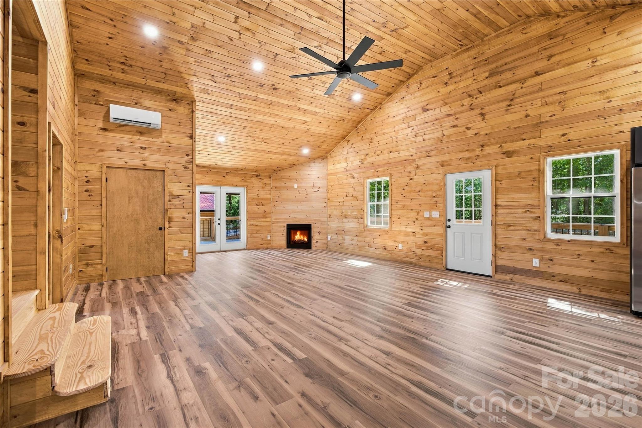 Single Family Residence at 3532 Dogwood Lane, Morganton, photo 10 of 36