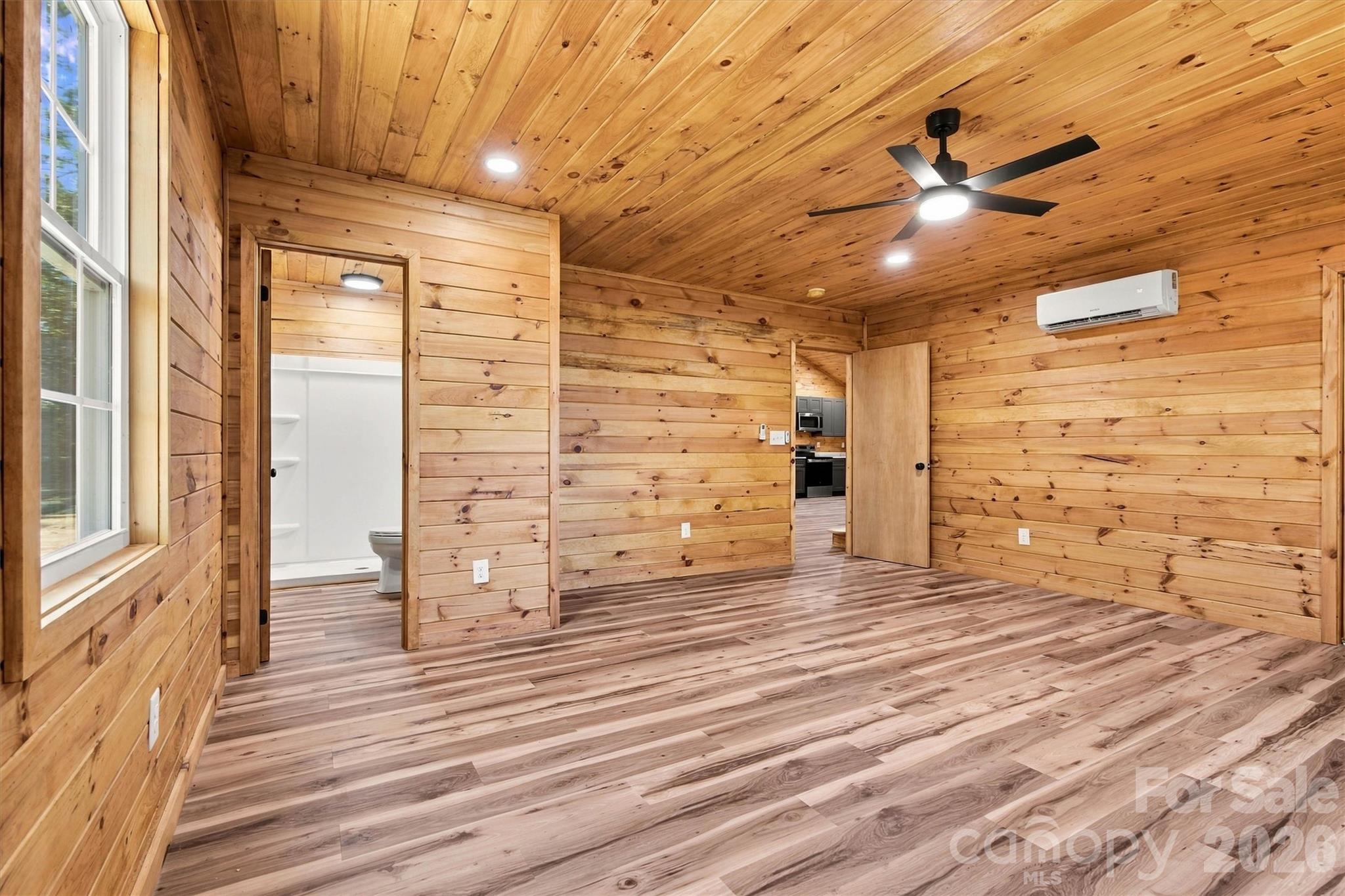 Single Family Residence at 3532 Dogwood Lane, Morganton, photo 16 of 36