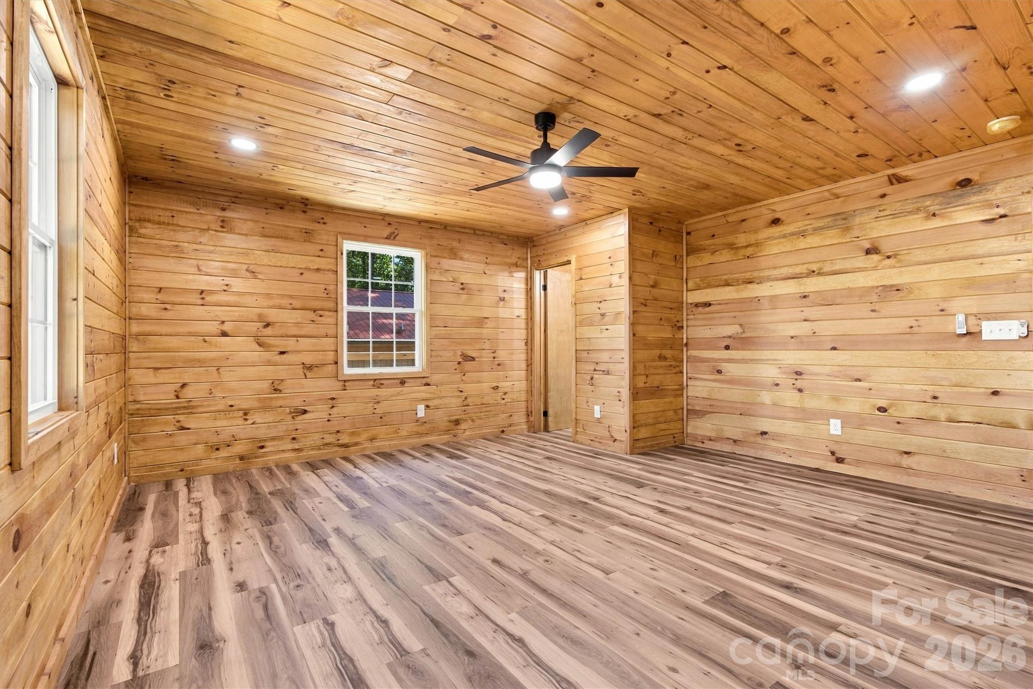 Single Family Residence at 3532 Dogwood Lane, Morganton, photo 17 of 36