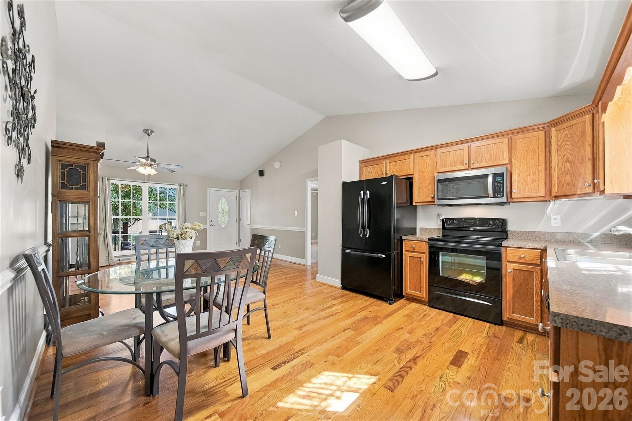 Single Family Residence at 3937 Rocky Brook Place, Lenoir, photo 9 of 33