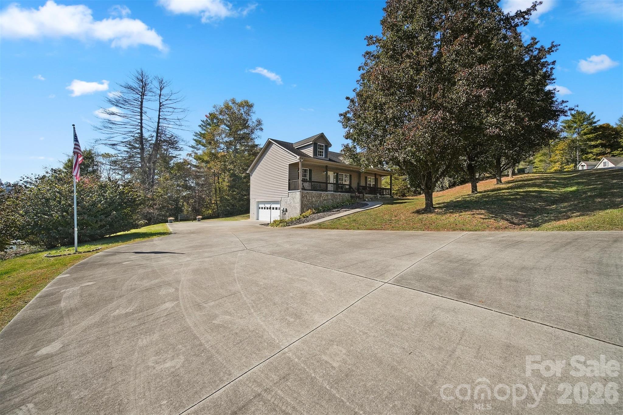 Single Family Residence at 3937 Rocky Brook Place, Lenoir, photo 28 of 33