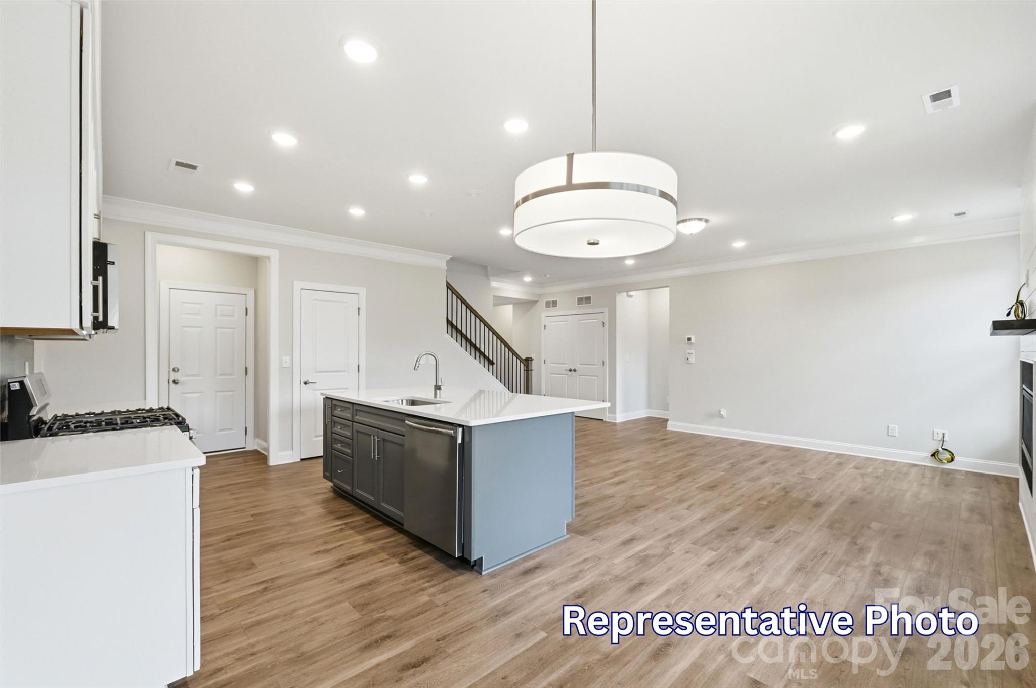 Single Family Residence at 13802 Yadkin River Drive, Huntersville, photo 9 of 37