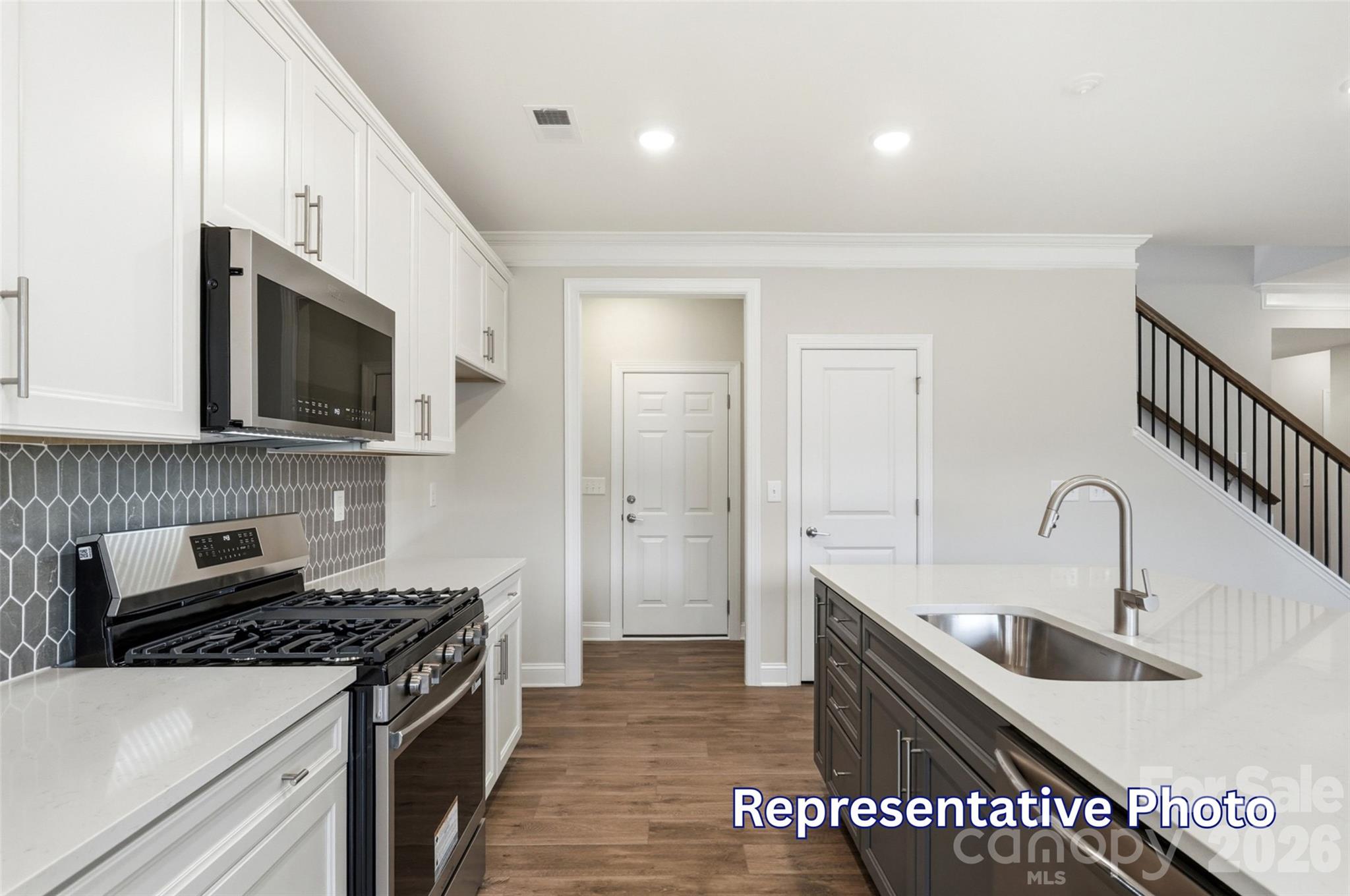 Single Family Residence at 13802 Yadkin River Drive, Huntersville, photo 14 of 37