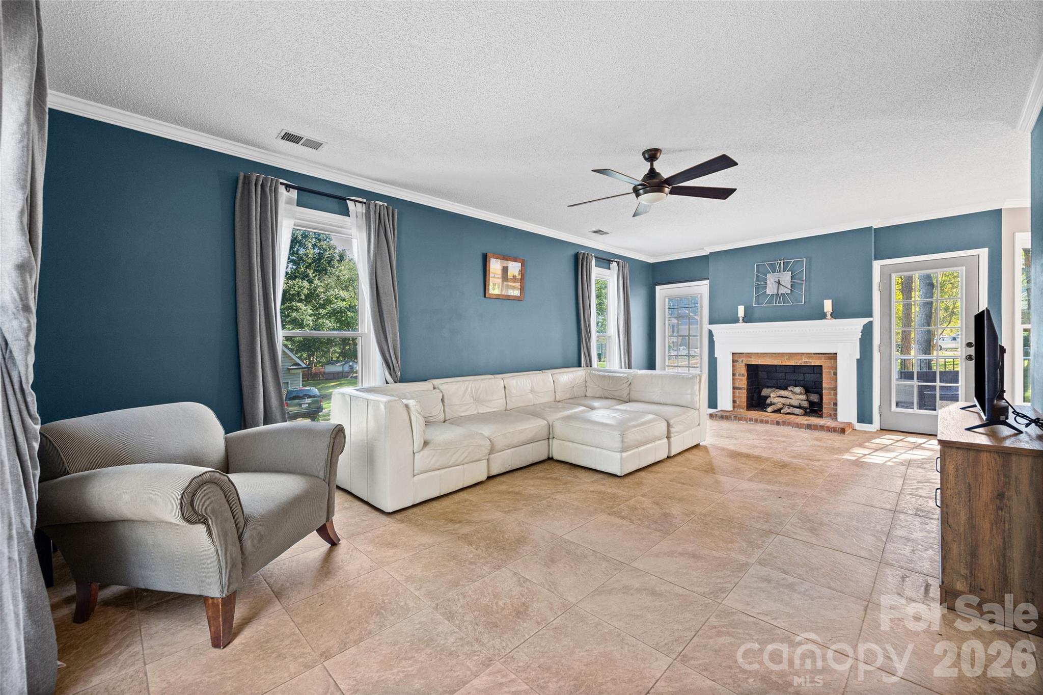 Living room - 612 Grays Creek Lane, Charlotte
