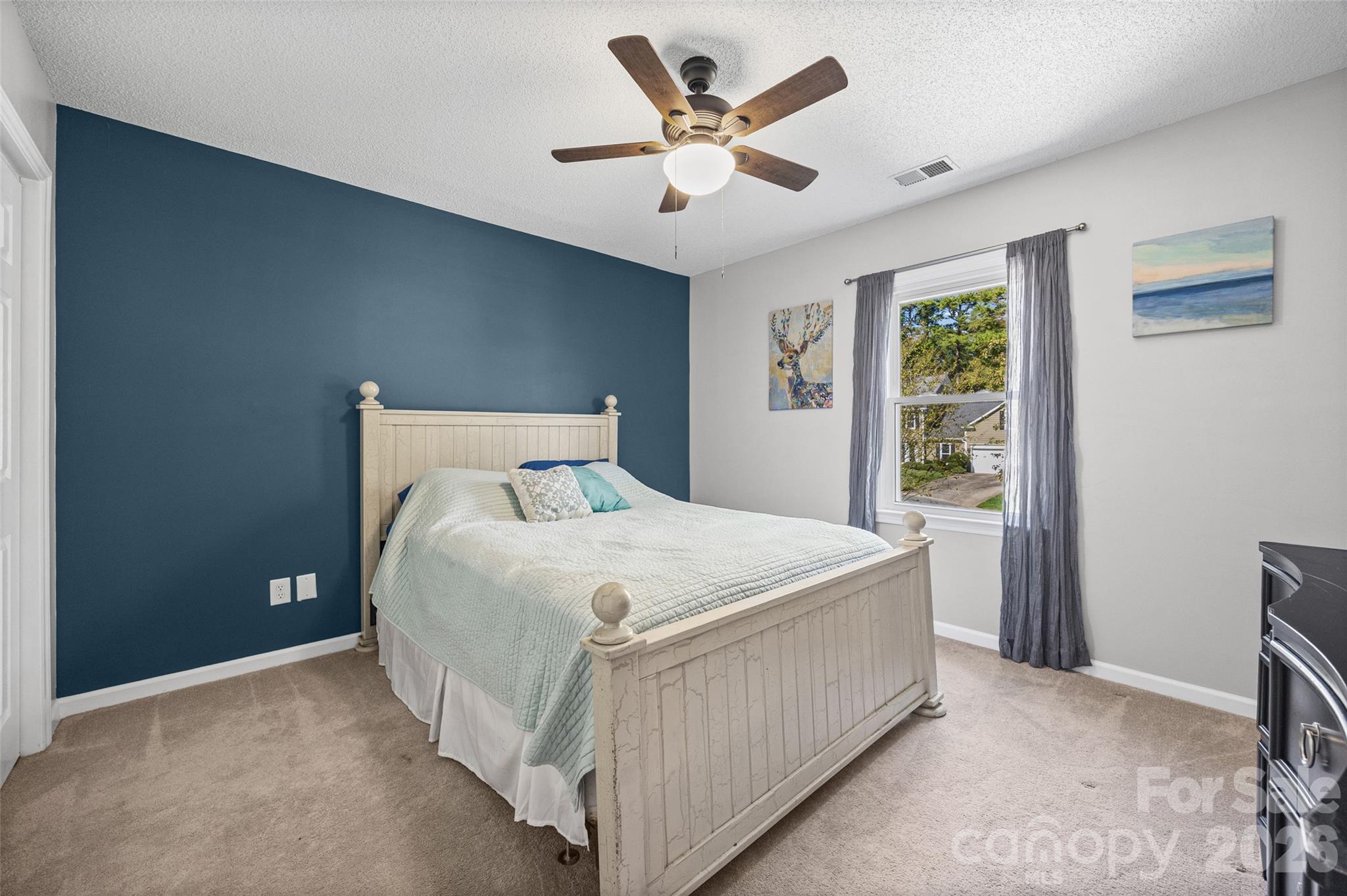 Secondary bedroom - 612 Grays Creek Lane, Charlotte