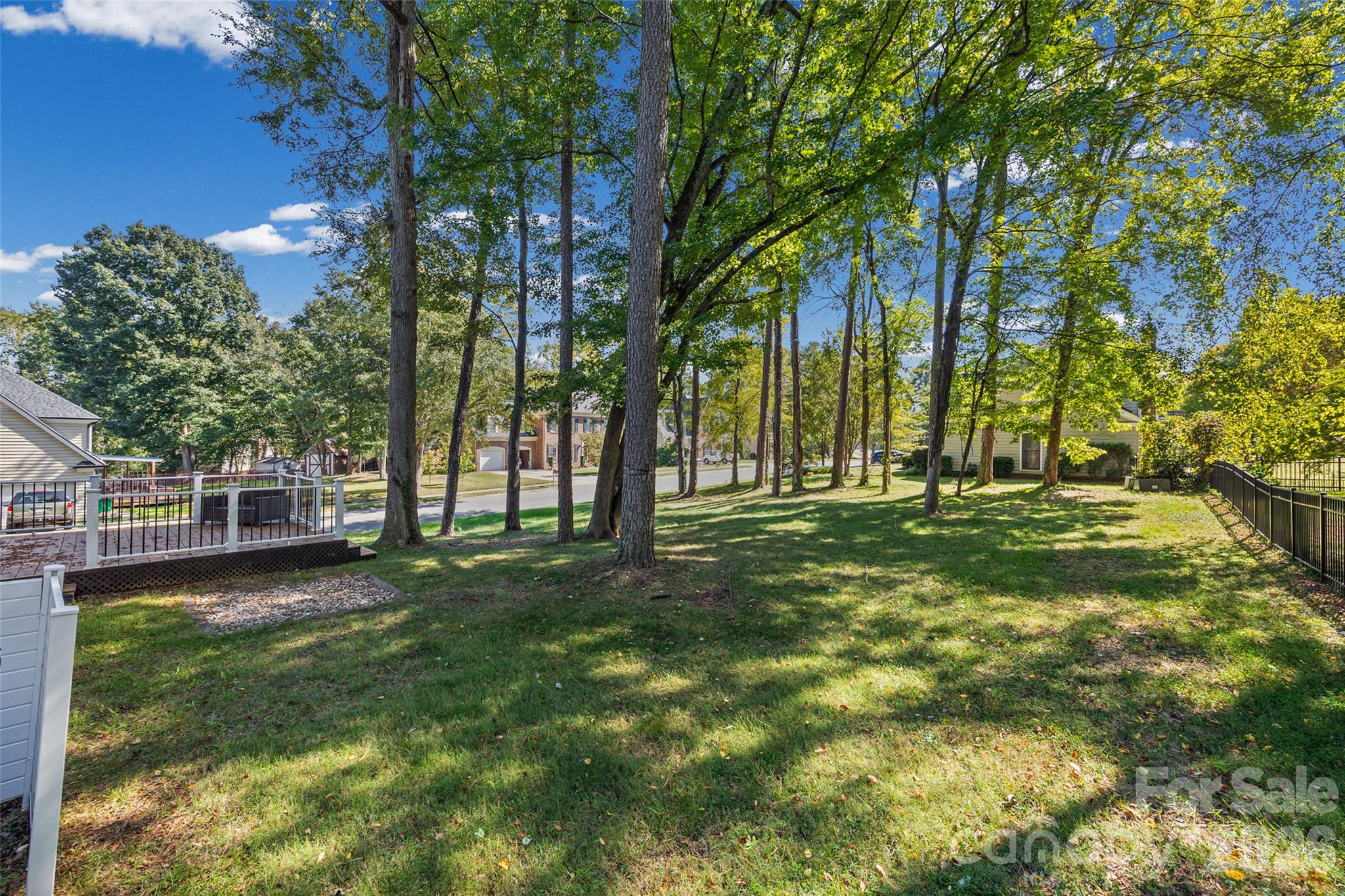 Single Family Residence at 612 Grays Creek Lane, Charlotte, photo 23 of 25