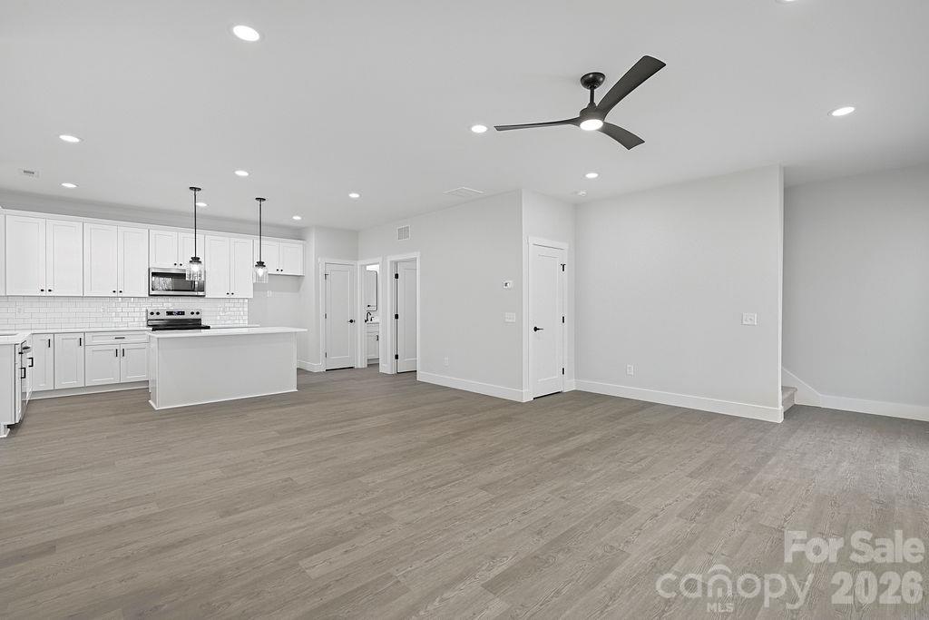 Single Family Residence at 707 Hillcrest Street NW, Lenoir, photo 4 of 28