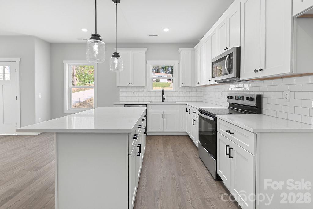 Single Family Residence at 707 Hillcrest Street NW, Lenoir, photo 8 of 28