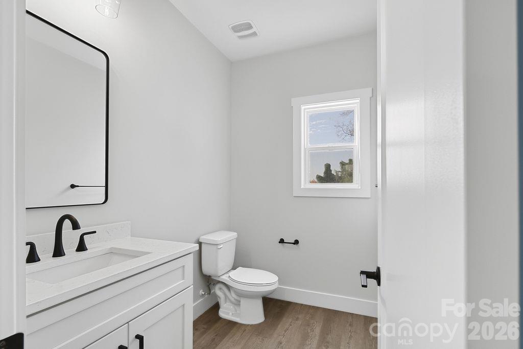 Single Family Residence at 707 Hillcrest Street NW, Lenoir, photo 9 of 28