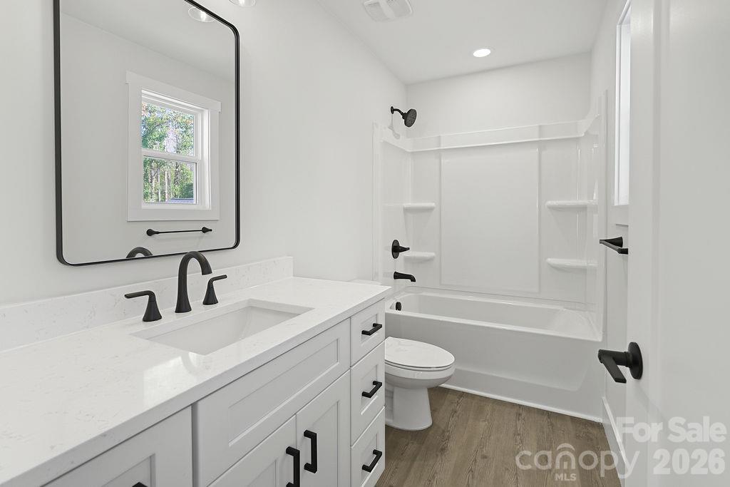 Single Family Residence at 707 Hillcrest Street NW, Lenoir, photo 20 of 28