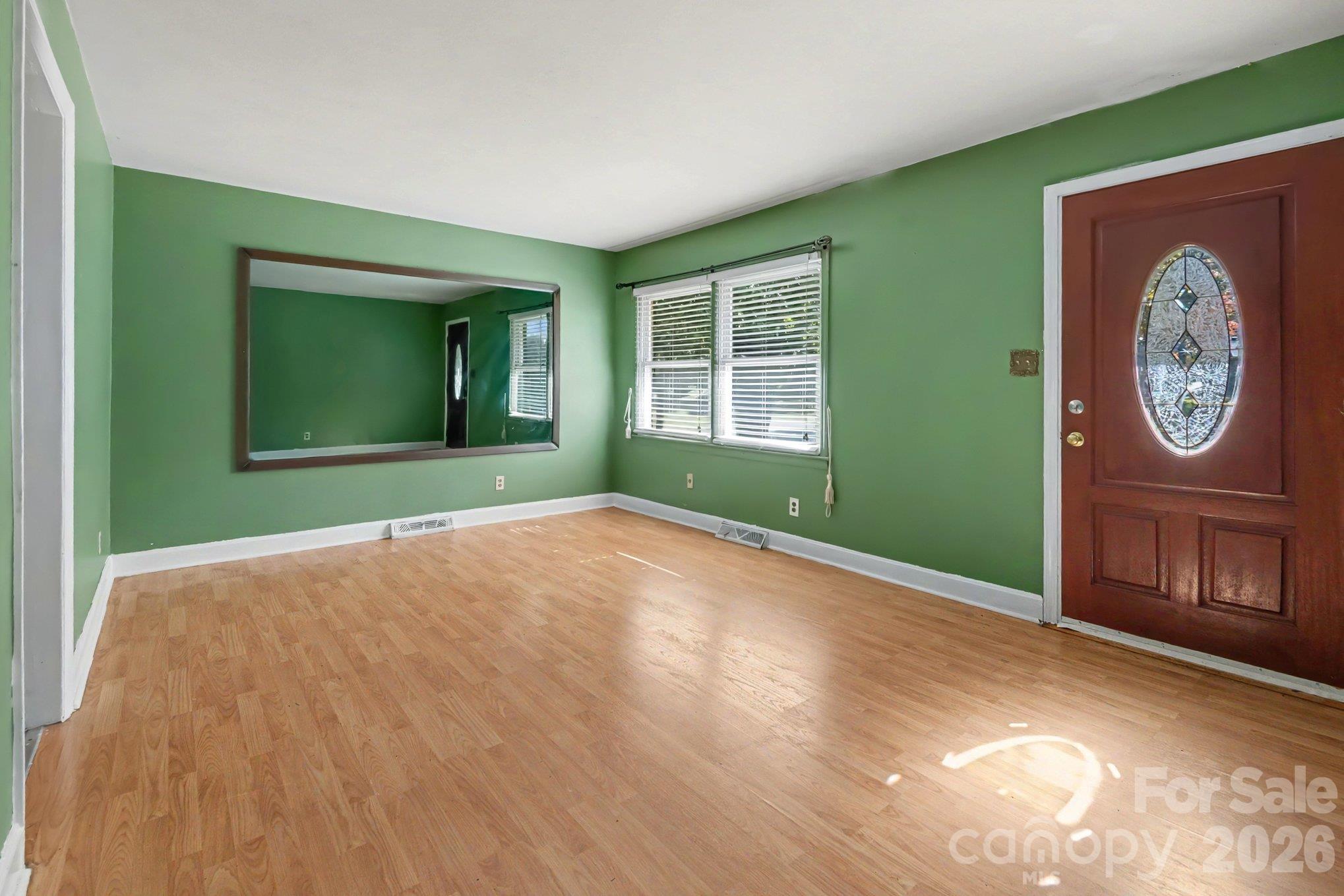 Single Family Residence at 2800 Parkmont Drive, Charlotte, photo 6 of 30