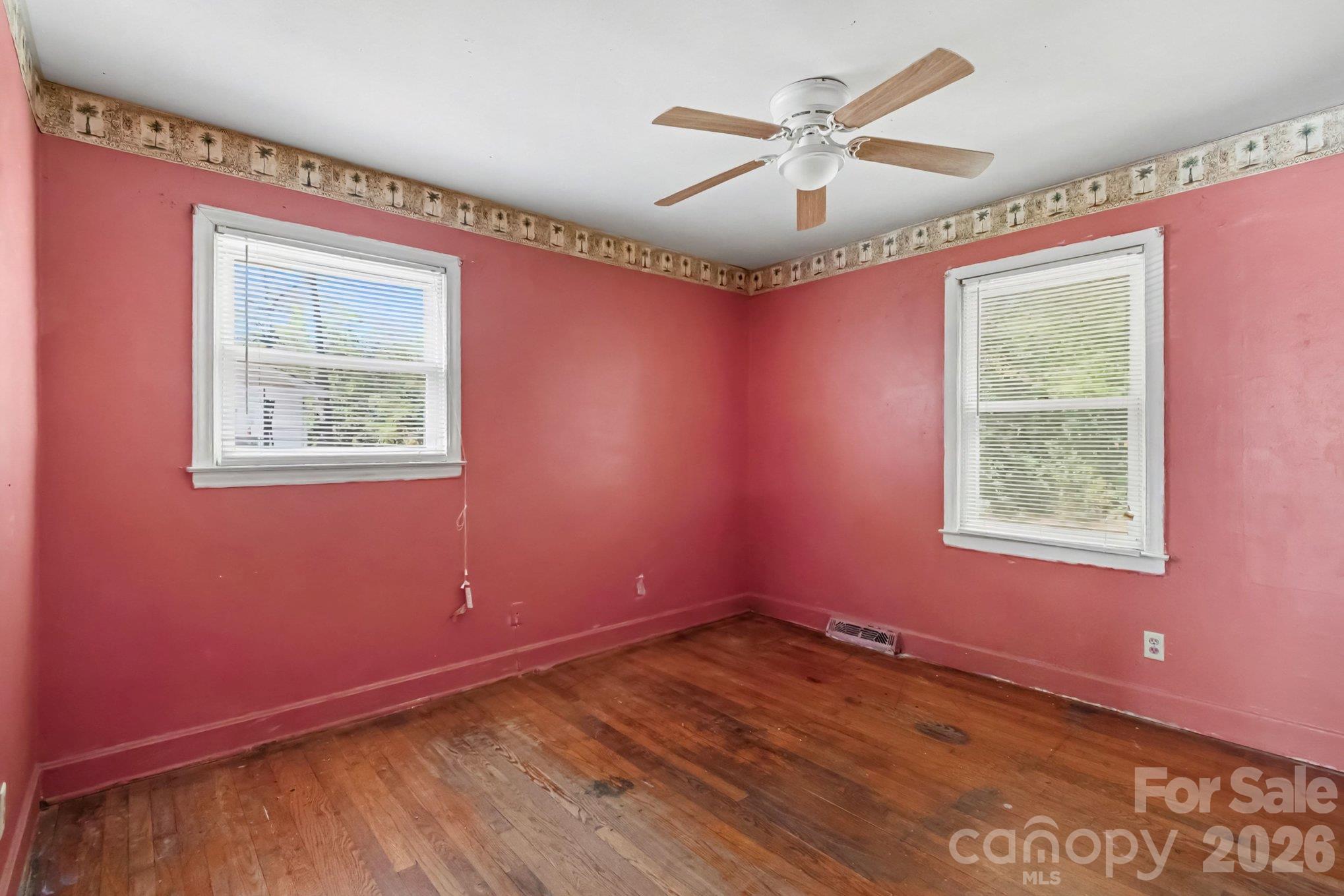 Single Family Residence at 2800 Parkmont Drive, Charlotte, photo 18 of 30