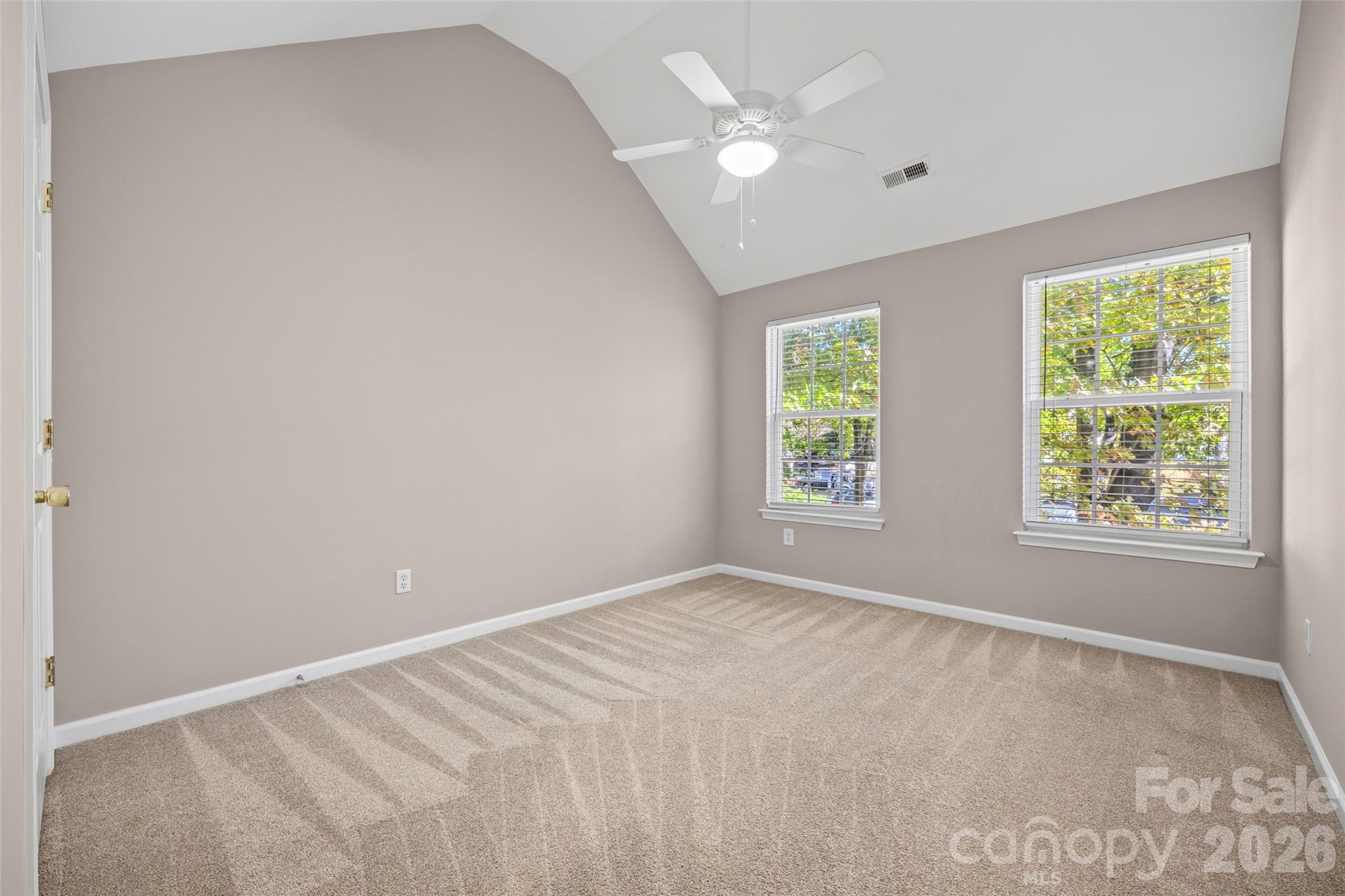 Single Family Residence at 1807 Endeavor Lane, Lake Wylie, photo 26 of 33