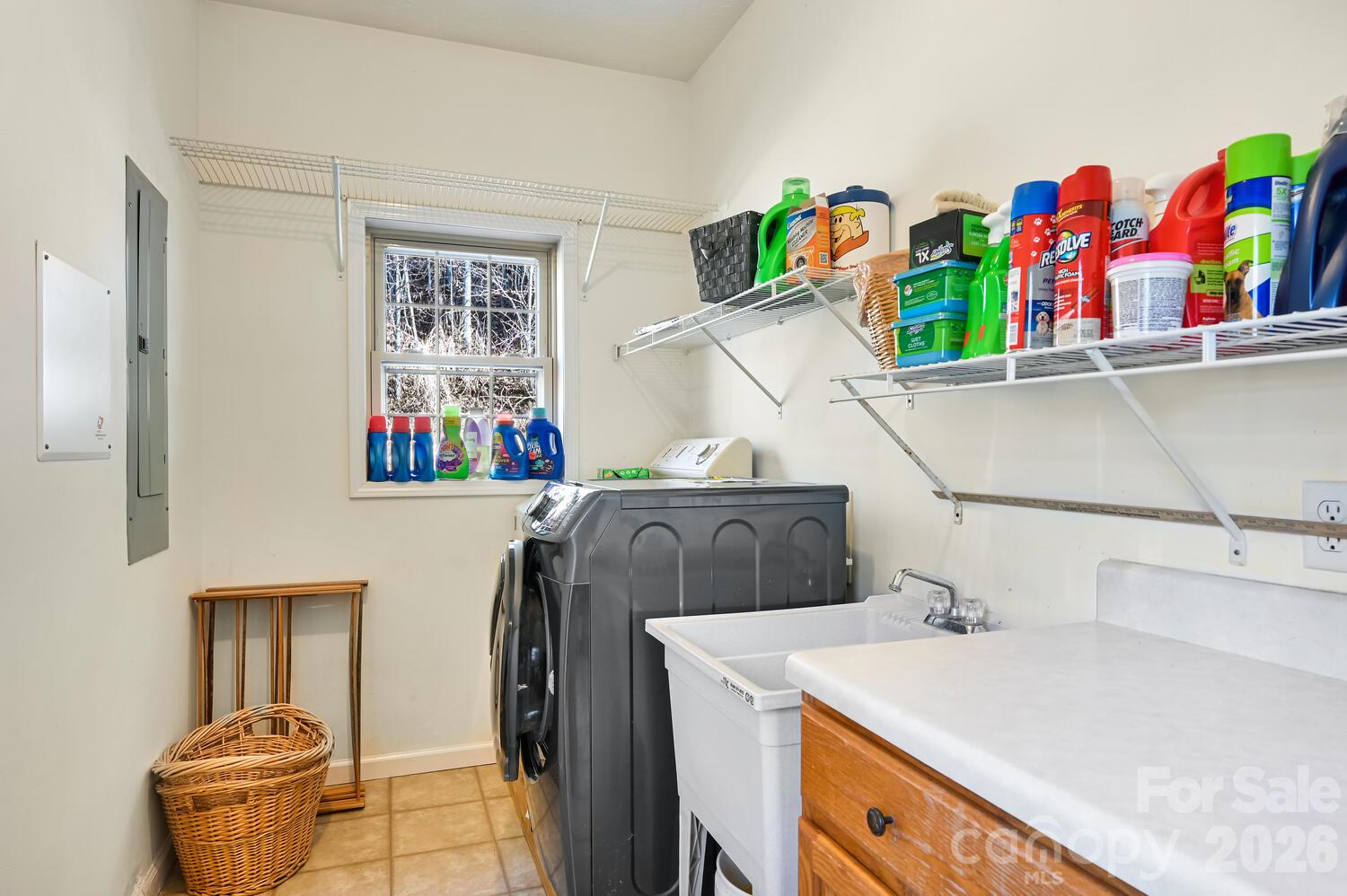 Large laundry on main level - 2 Ruffed Grouse Drive, Weaverville