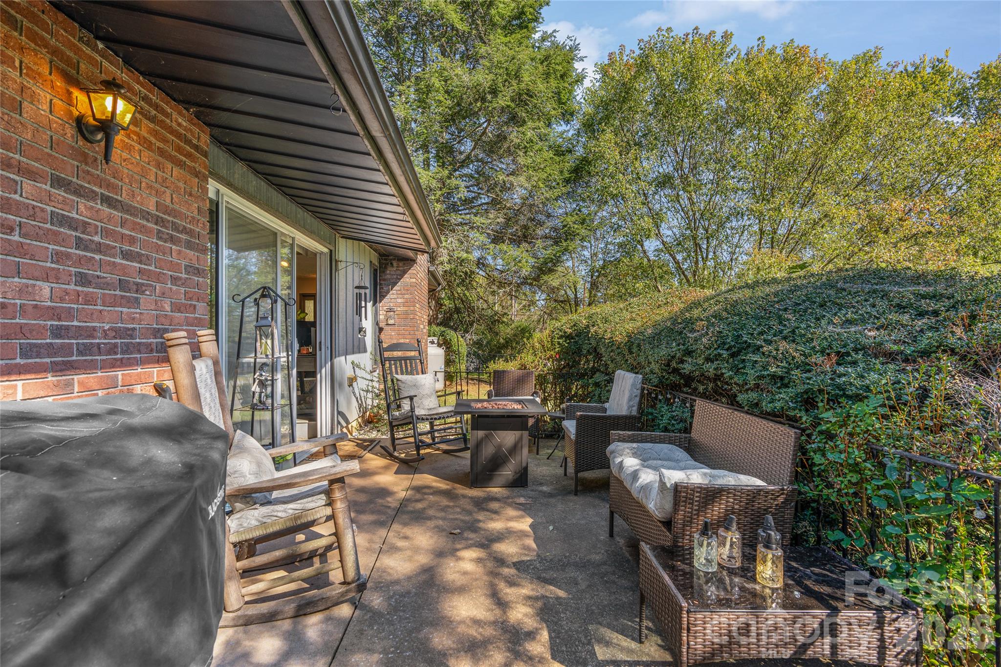 Single Family Residence at 331 Brevard Road, Asheville, photo 27 of 41