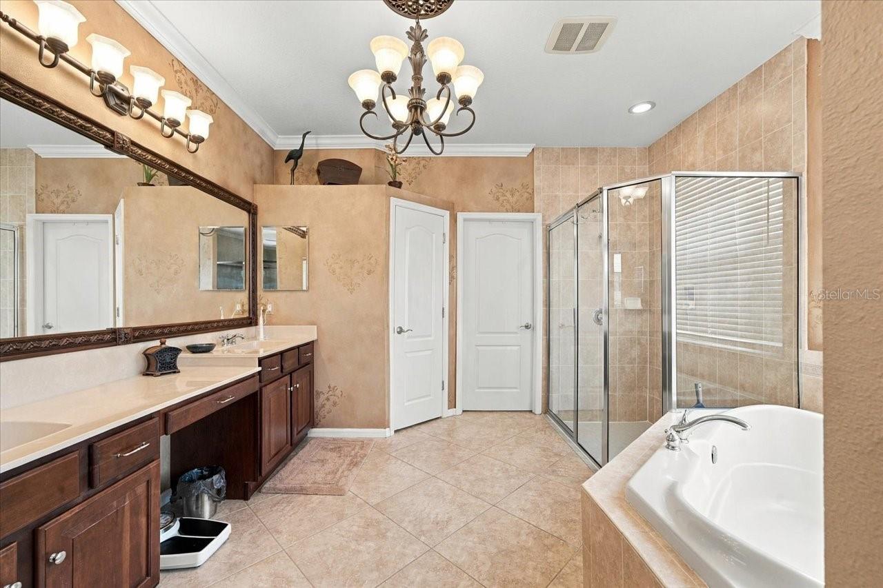 Single Family Residence at 5909 BROWDER RD, TAMPA, photo 21 of 46