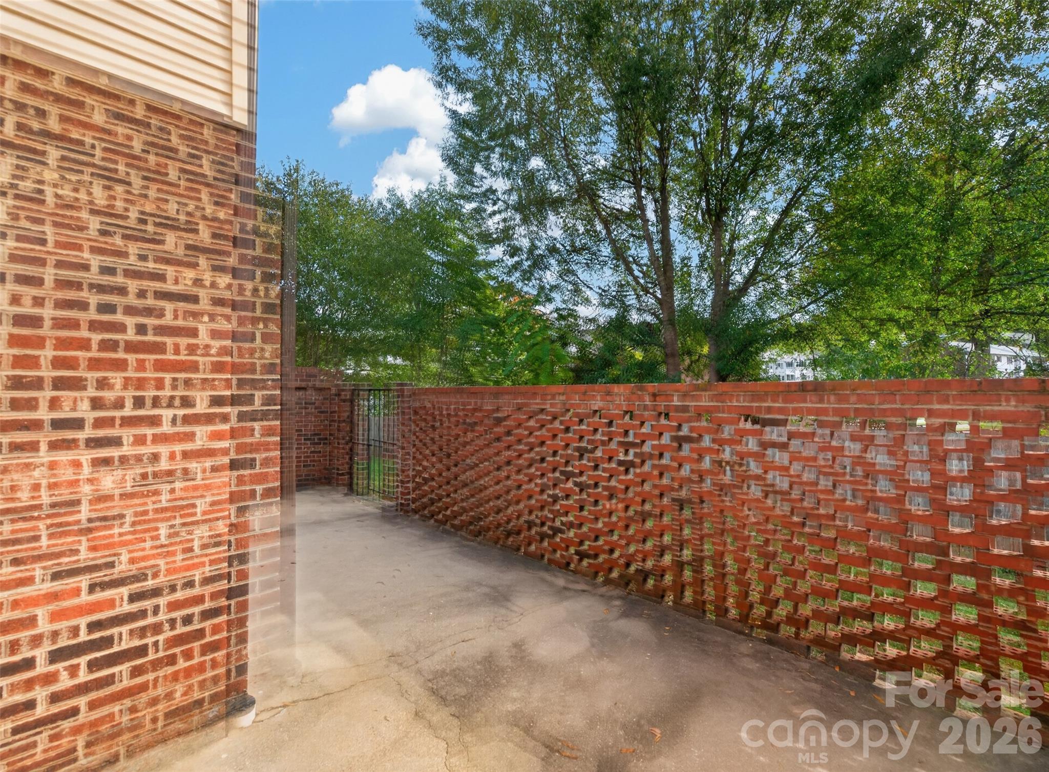 Townhouse at 1330 5th Street NE, Hickory, photo 10 of 39