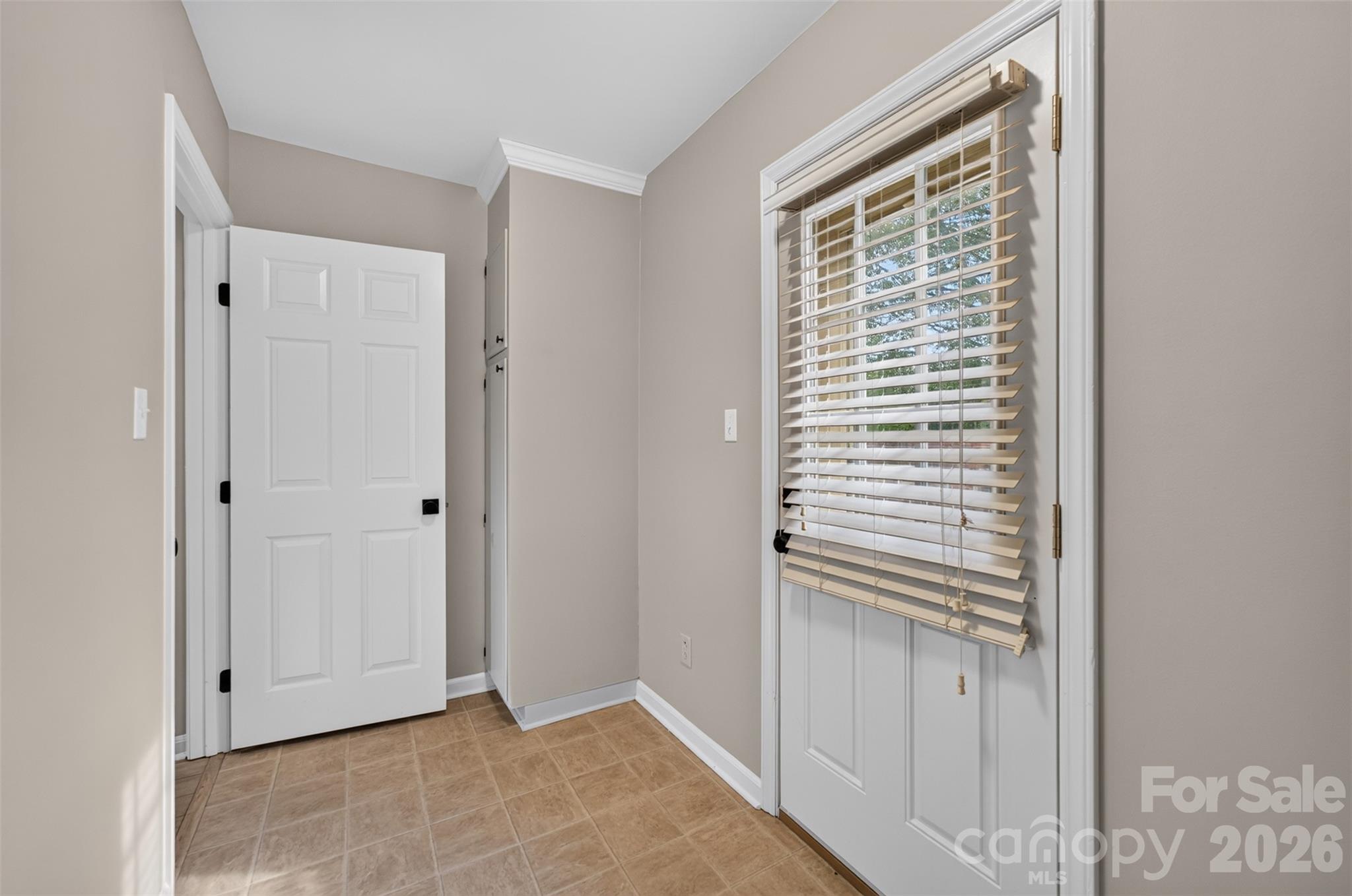 Townhouse at 1330 5th Street NE, Hickory, photo 30 of 39