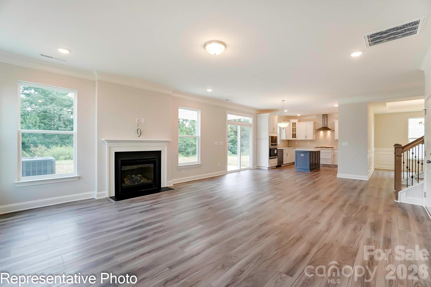 Single Family Residence at 13820 Yadkin River Drive, Huntersville, photo 18 of 33