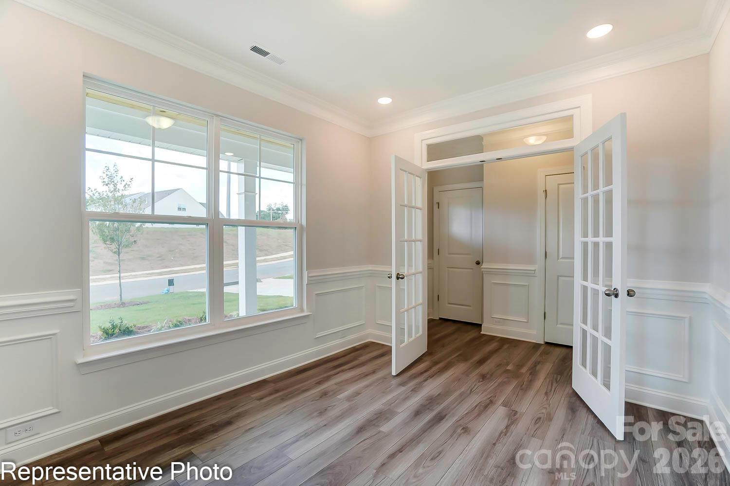 Single Family Residence at 13820 Yadkin River Drive, Huntersville, photo 27 of 33